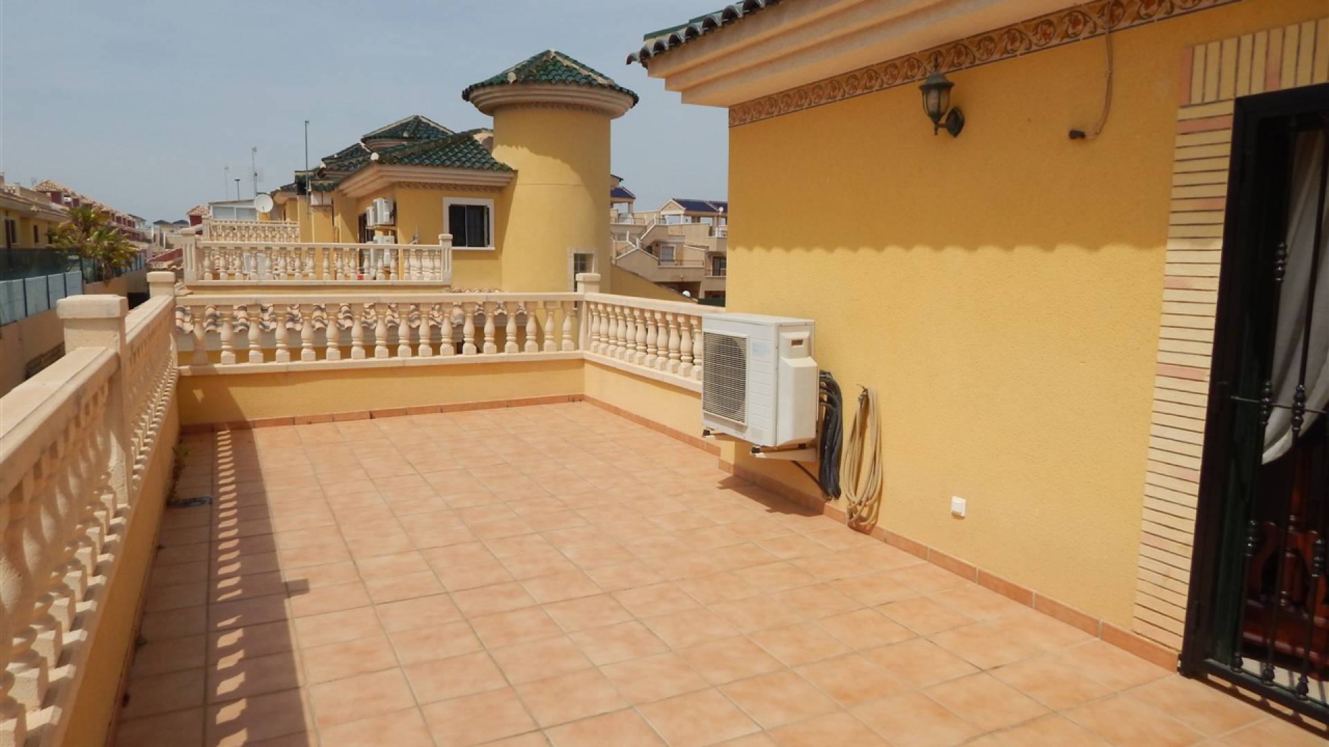 Resale - Villa - Villamartin - PAU 26