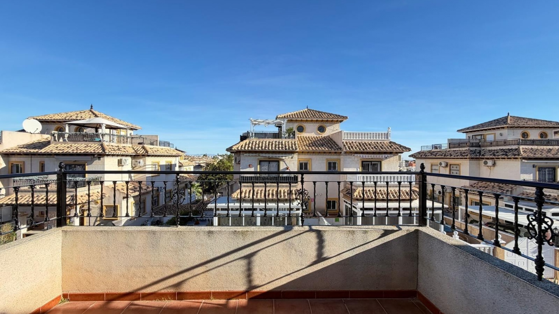 Resale - Villa - Villamartin - pinada golf