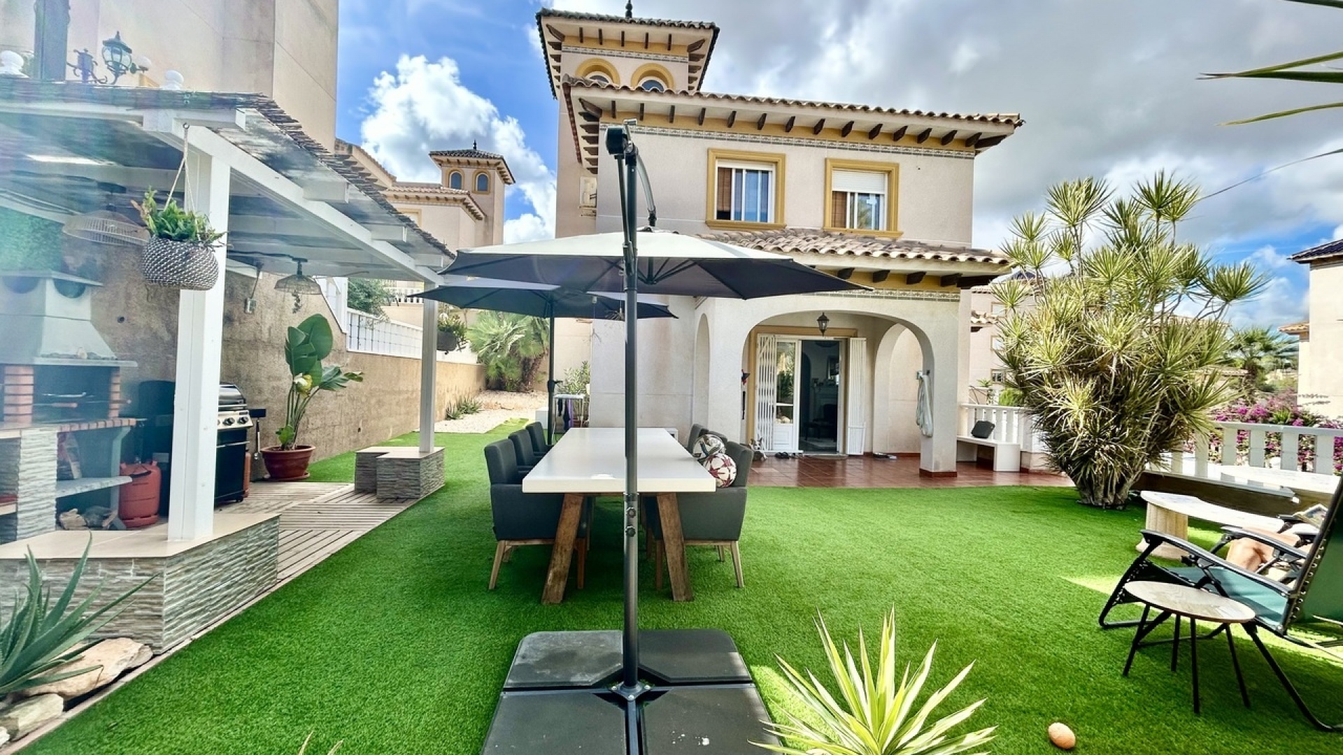 Resale - Villa - Villamartin - pinada golf