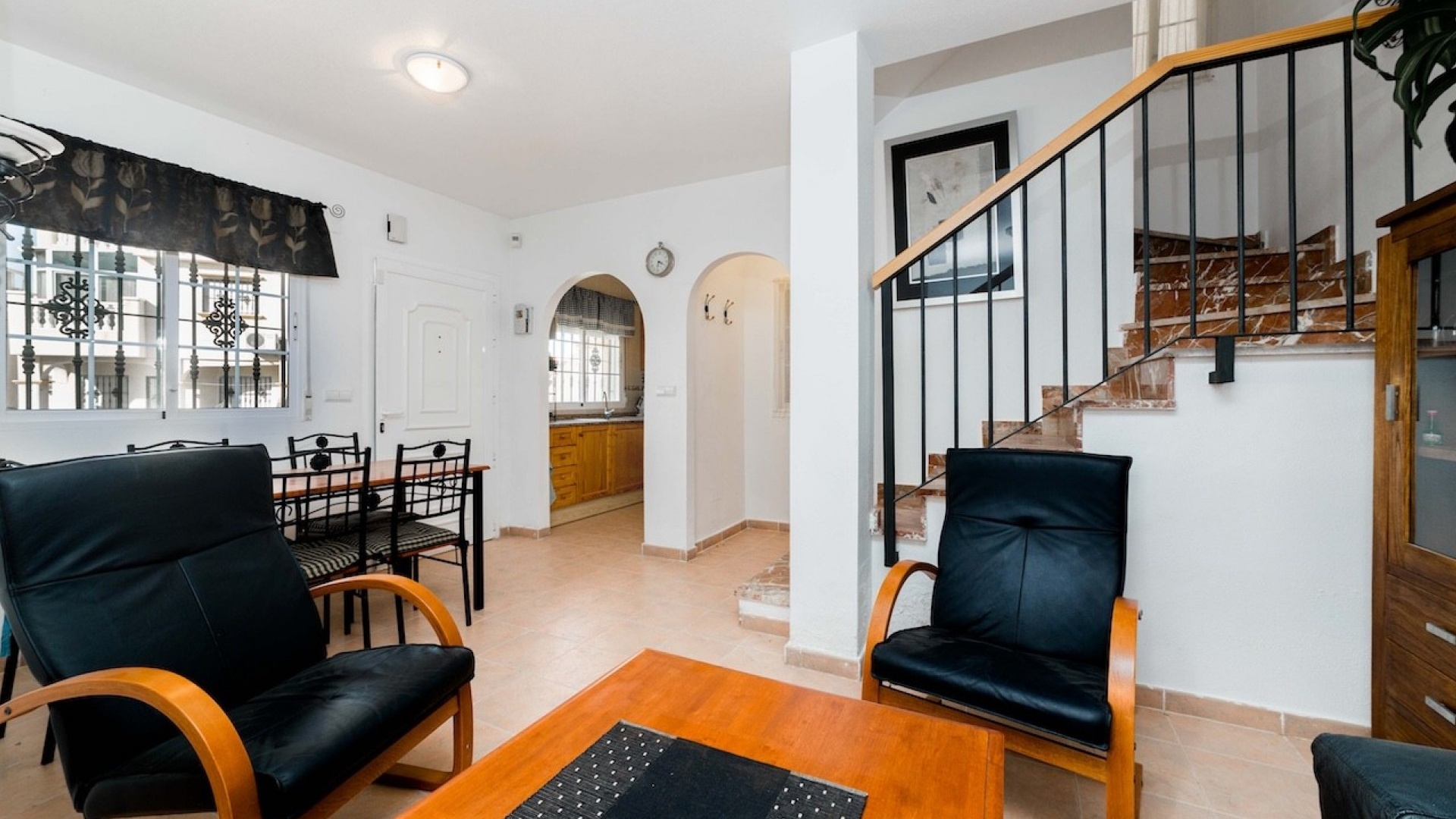 Resale - Villa - Villamartin - Res. Coral