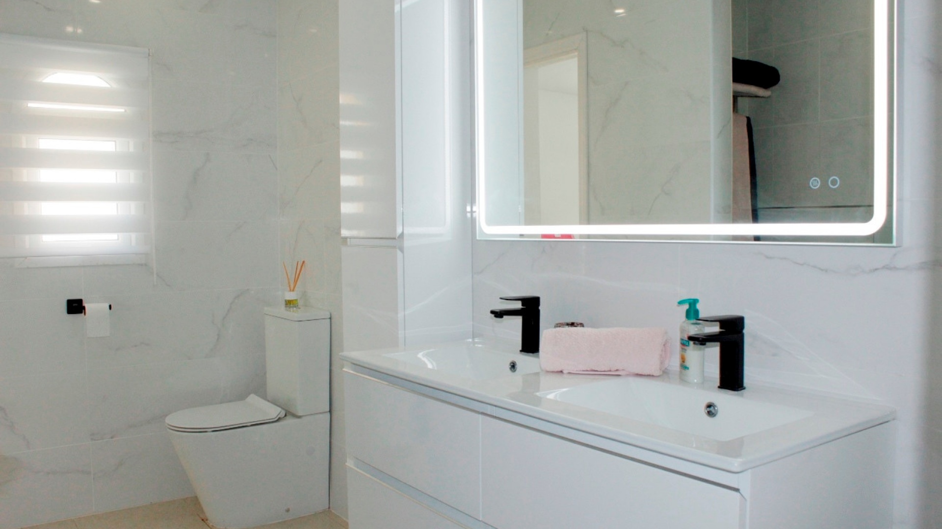 Resale - Villa - Villamartin - Res. Fortuna