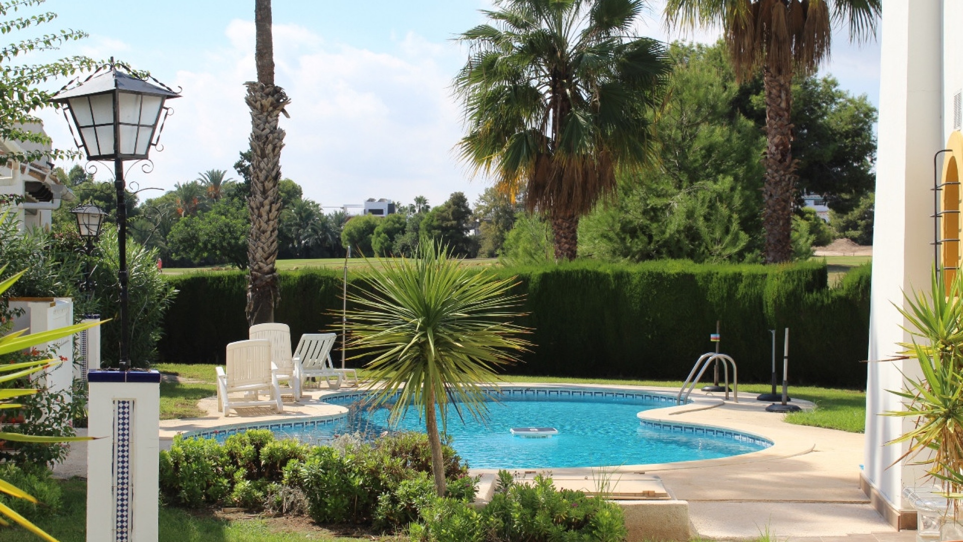 Resale - Villa - Villamartin - Res. Fortuna