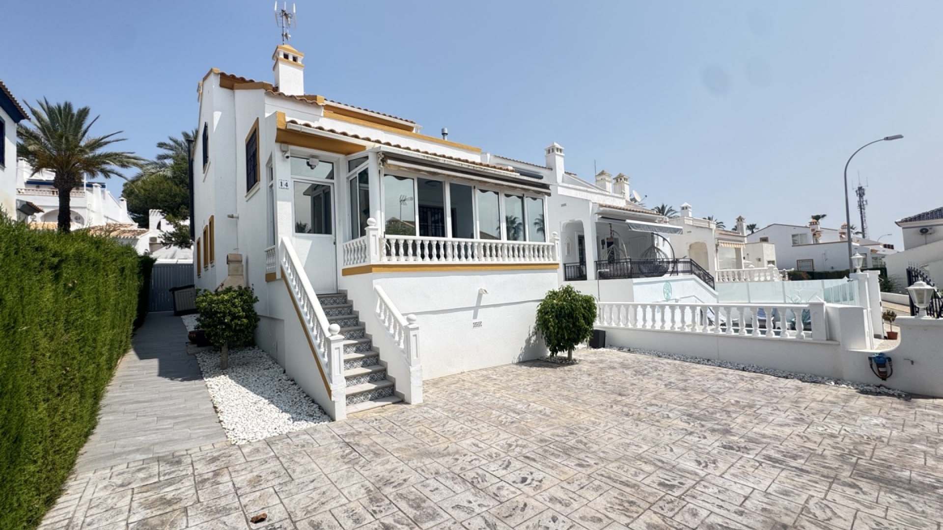 Resale - Villa - Villamartin - rioja