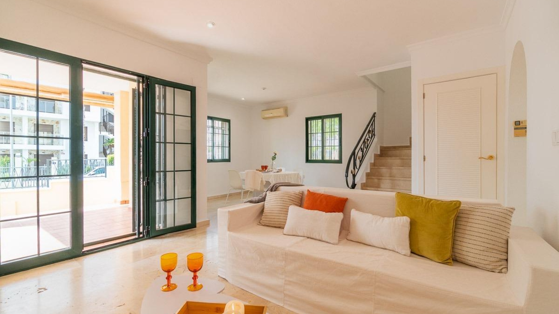 Resale - Villa - Villamartin - rioja