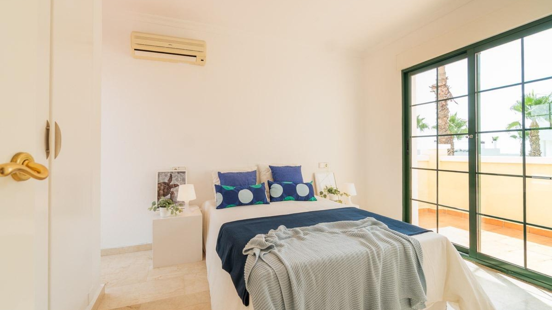 Resale - Villa - Villamartin - rioja