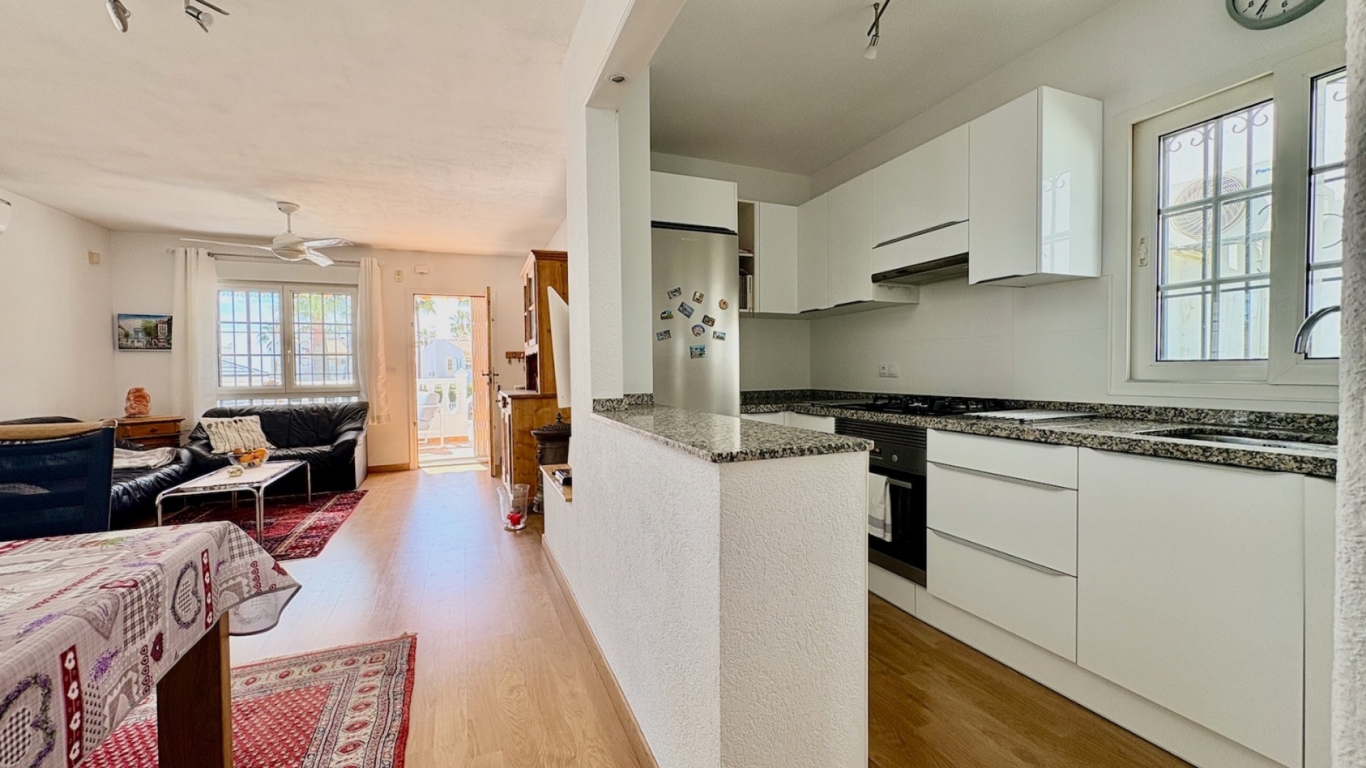 Resale - Villa - Villamartin - rioja