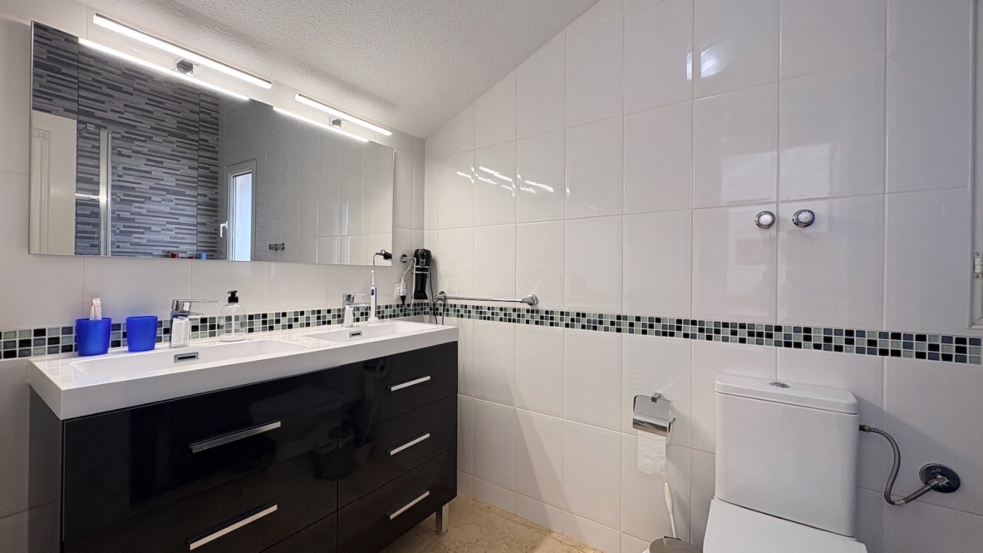 Resale - Villa - Villamartin - rioja