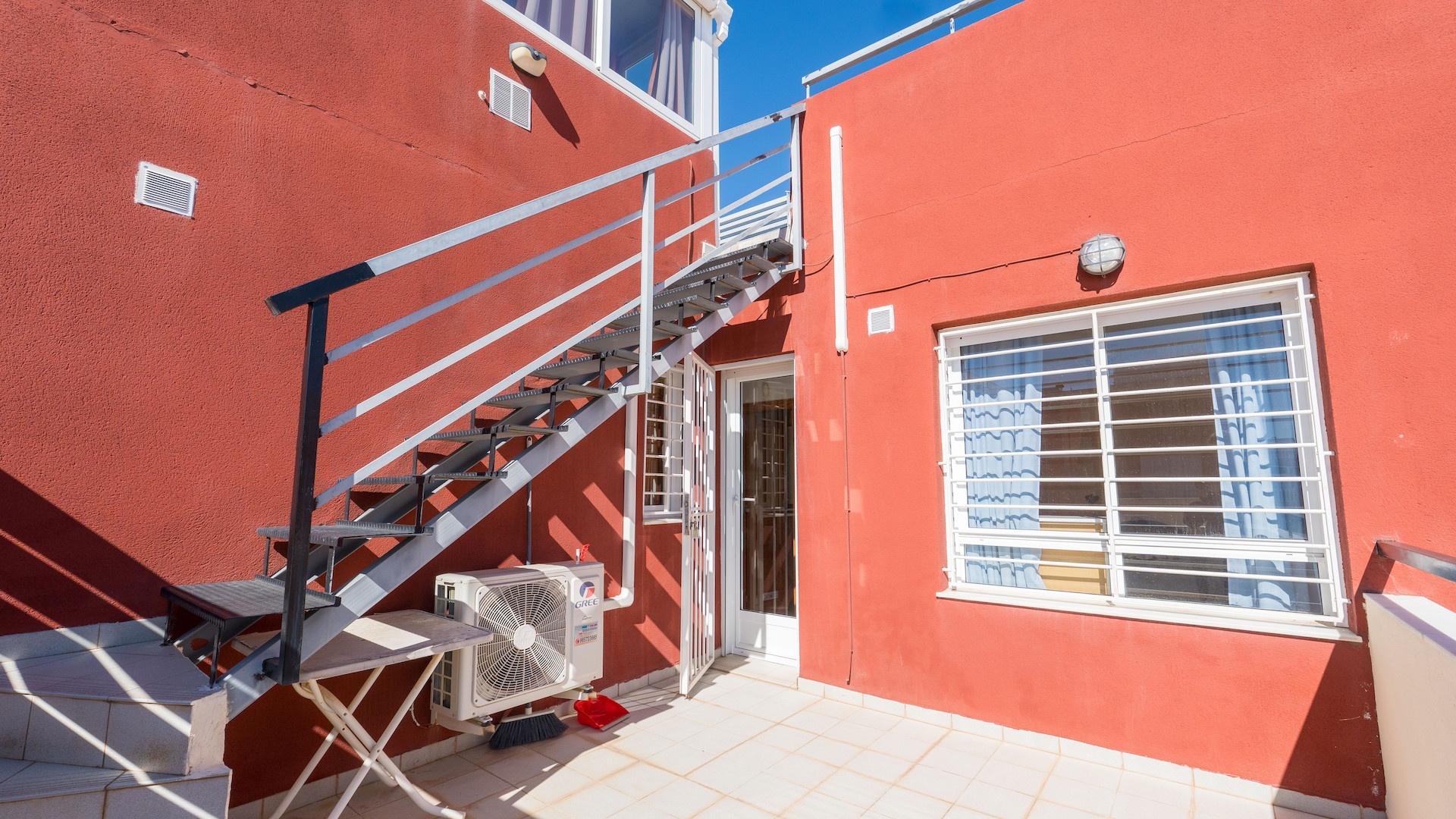 Resale - Villa - Villamartin - vista azul