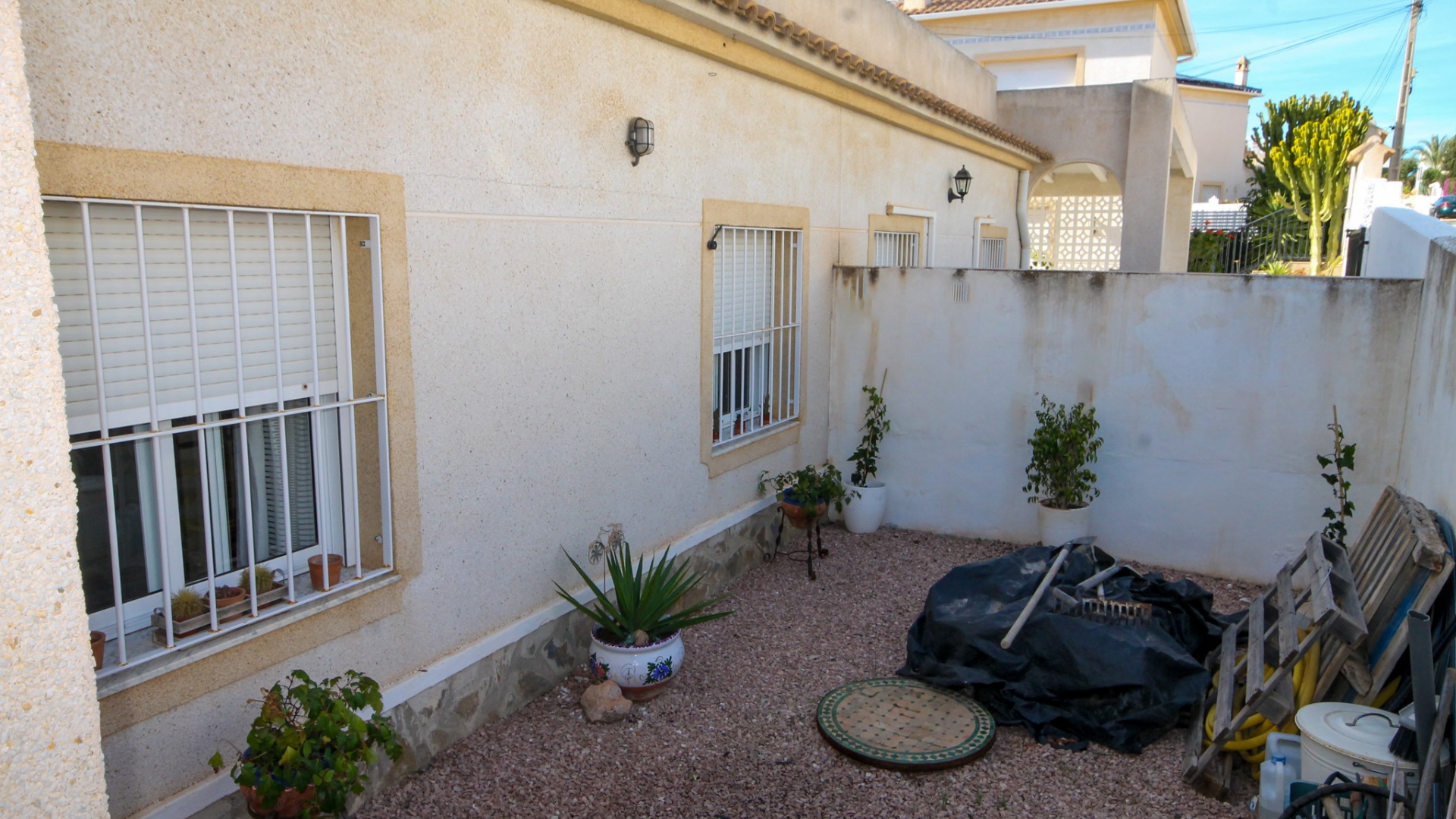 Resale - Villa - Villamartin