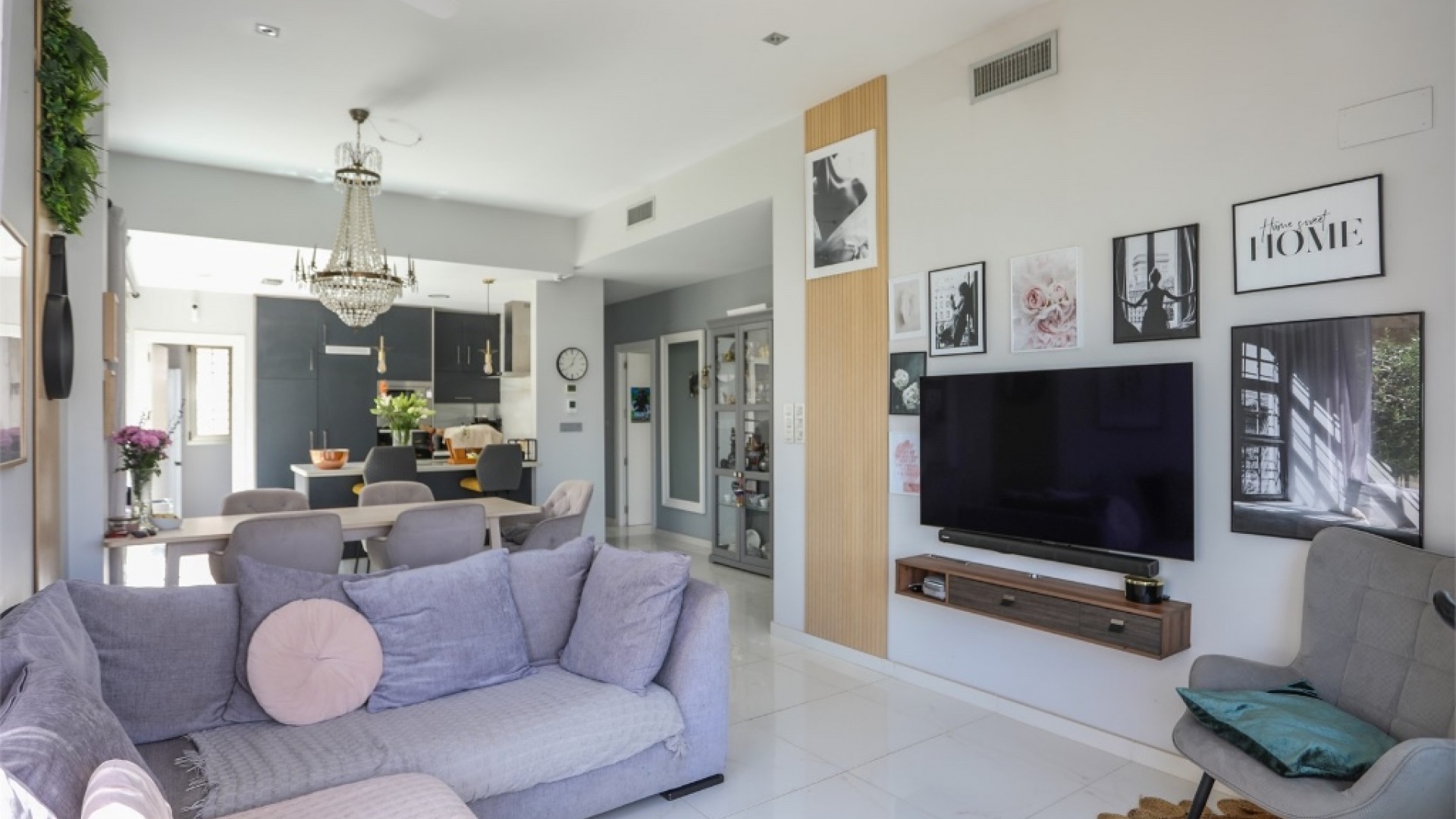 Resale - Villa - Villamartin