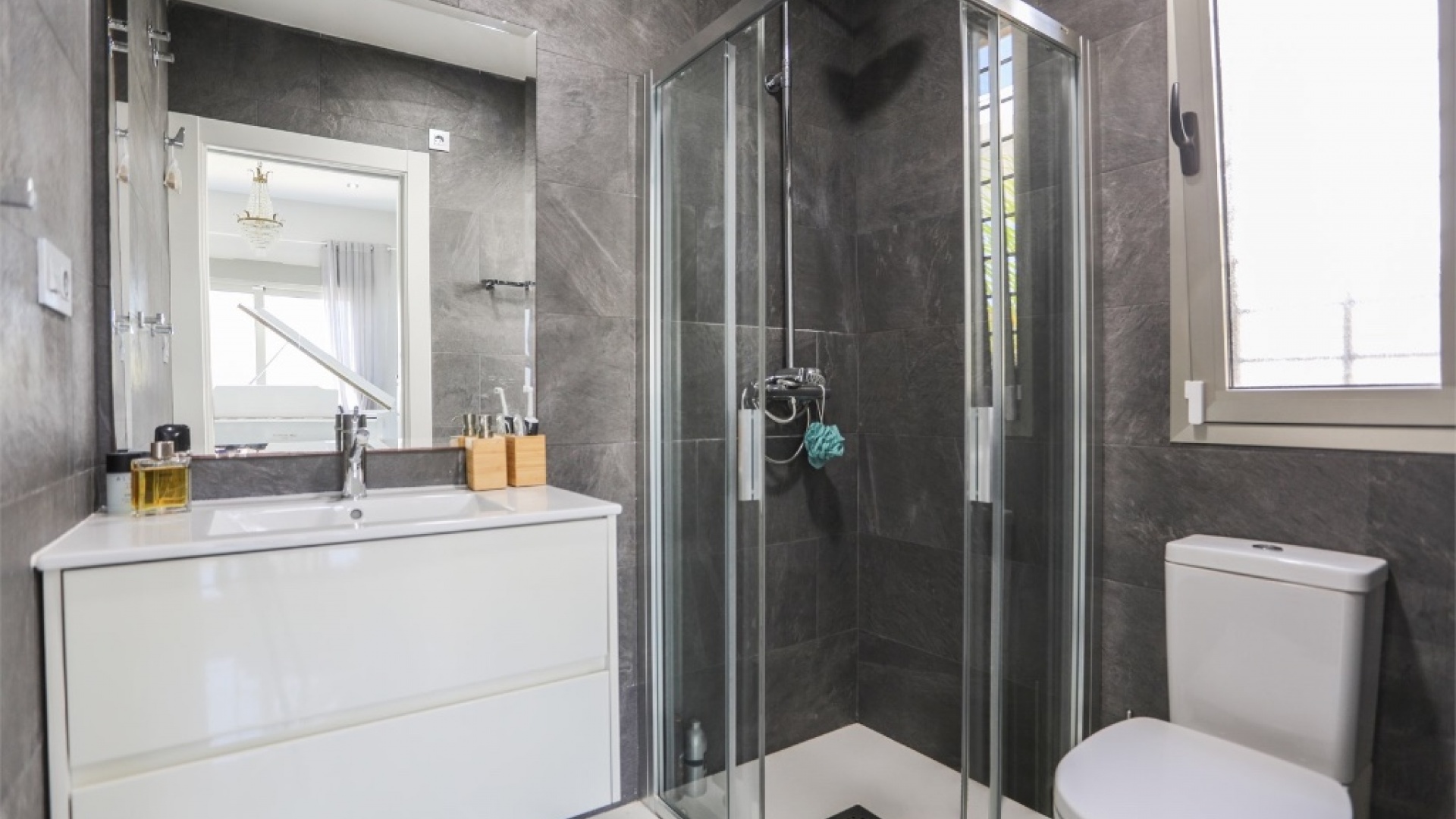 Resale - Villa - Villamartin