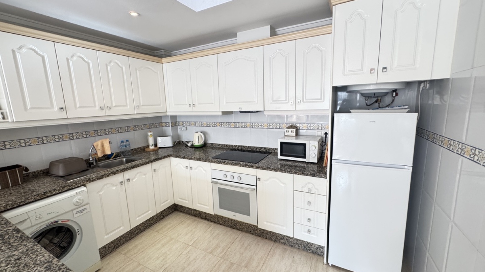 Resale - Villa - Villamartin