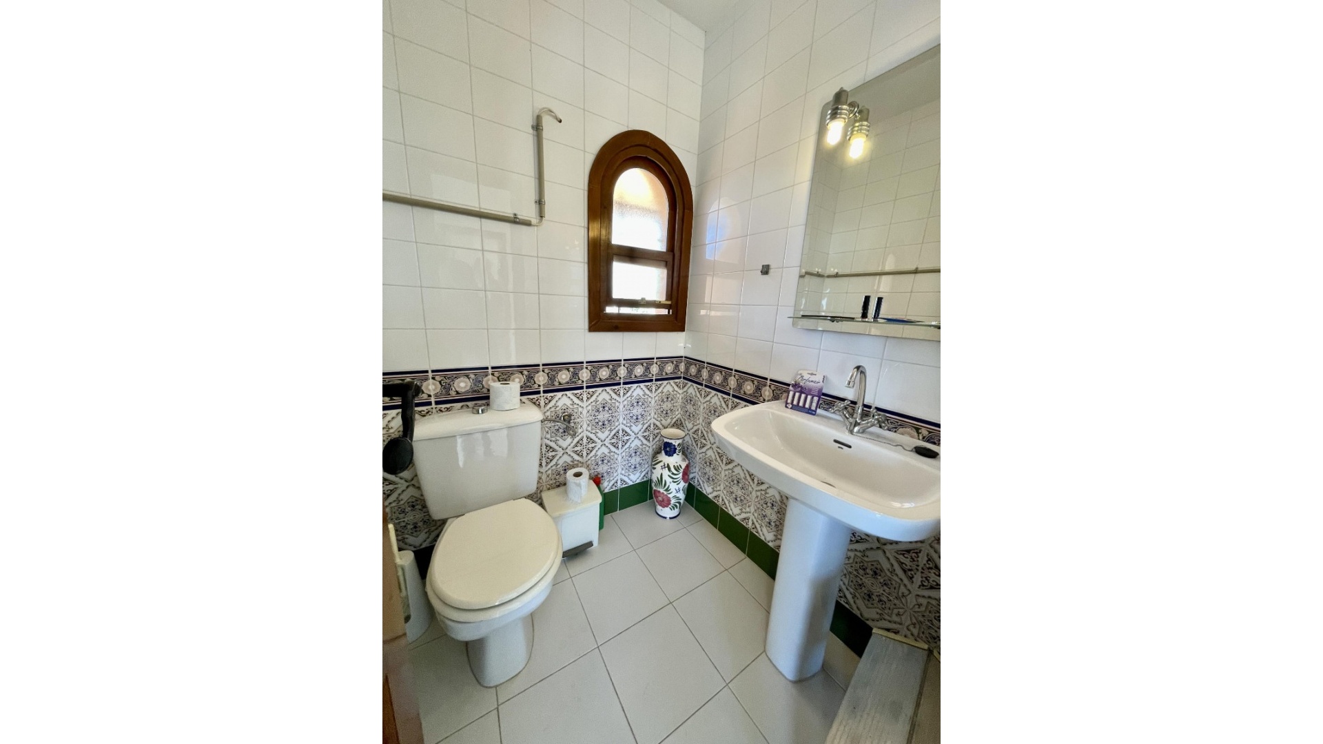 Resale - Villa - Villamartin