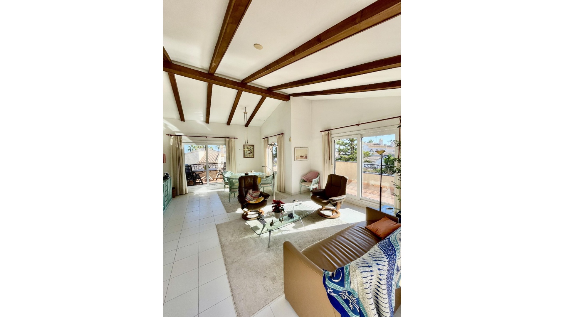 Resale - Villa - Villamartin