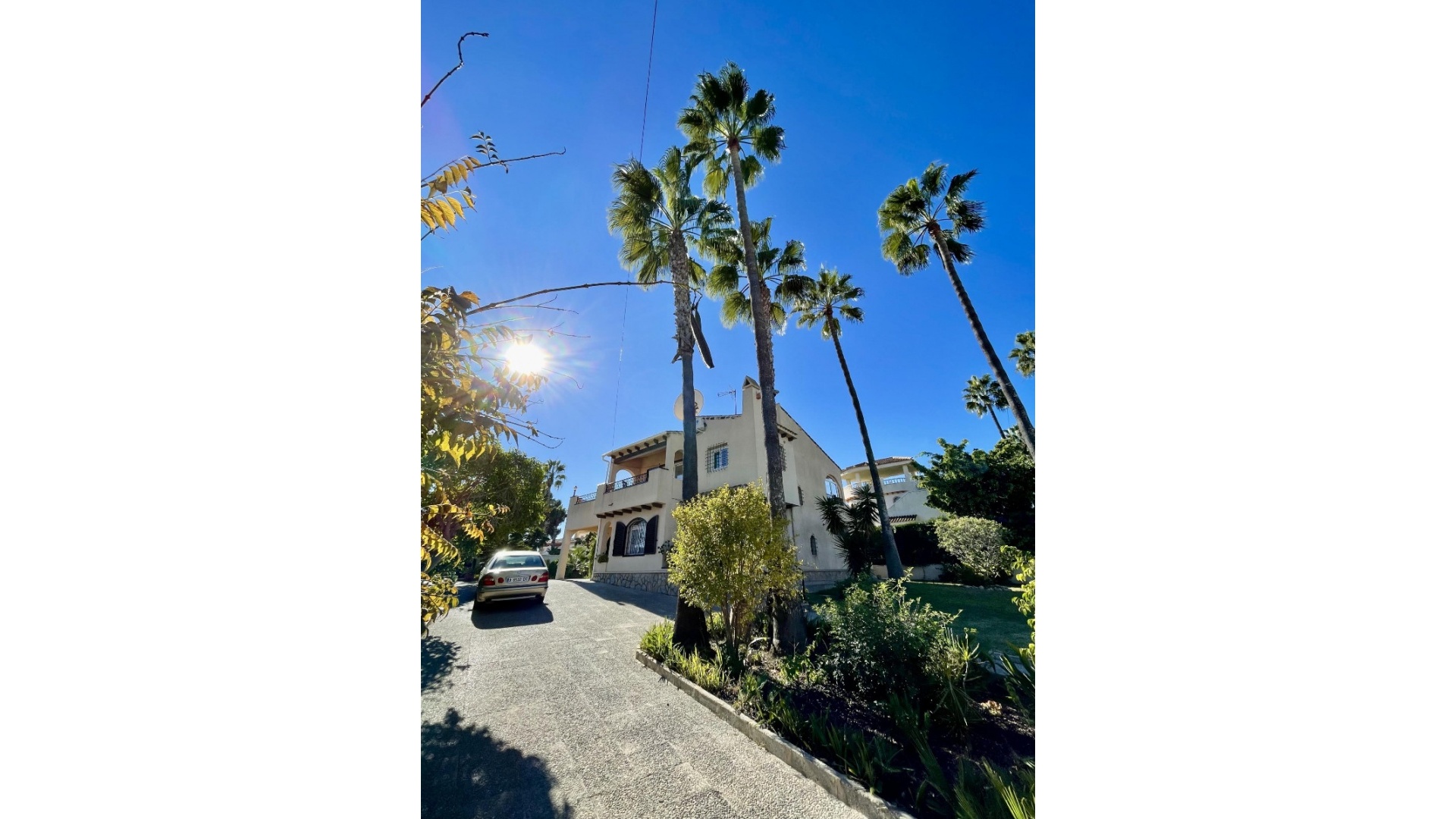 Resale - Villa - Villamartin