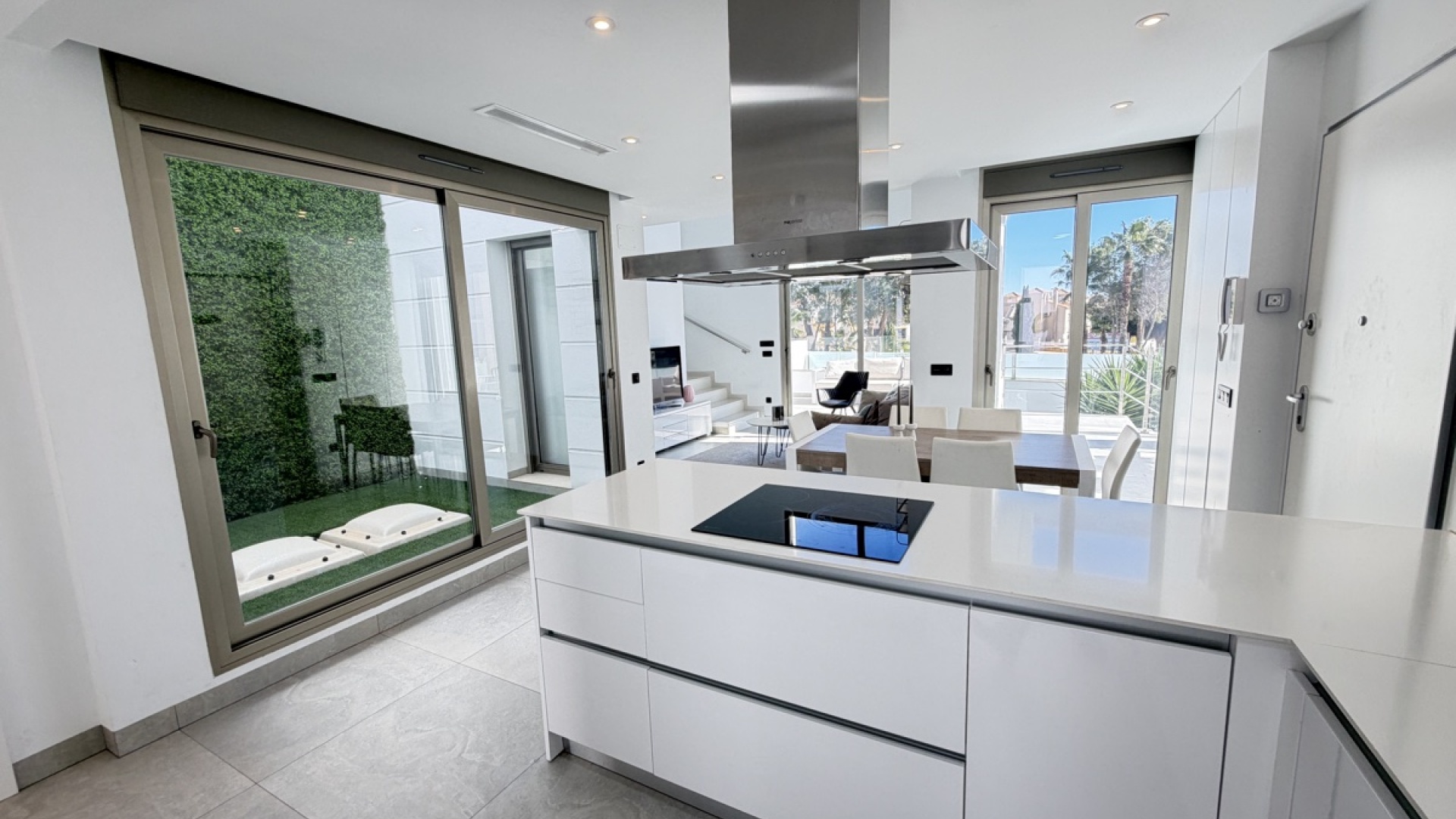 Resale - Villa - Villamartin