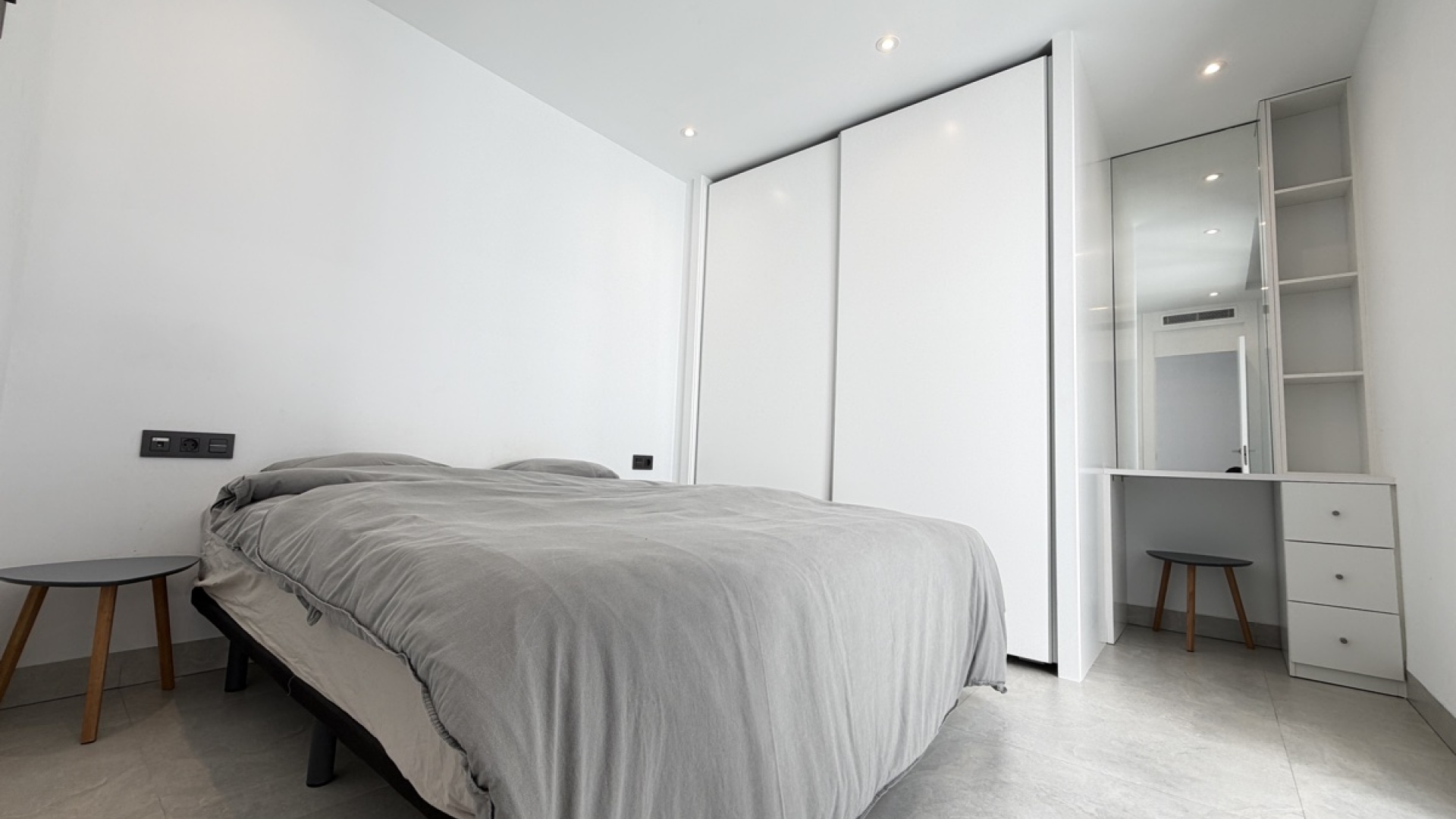 Resale - Villa - Villamartin