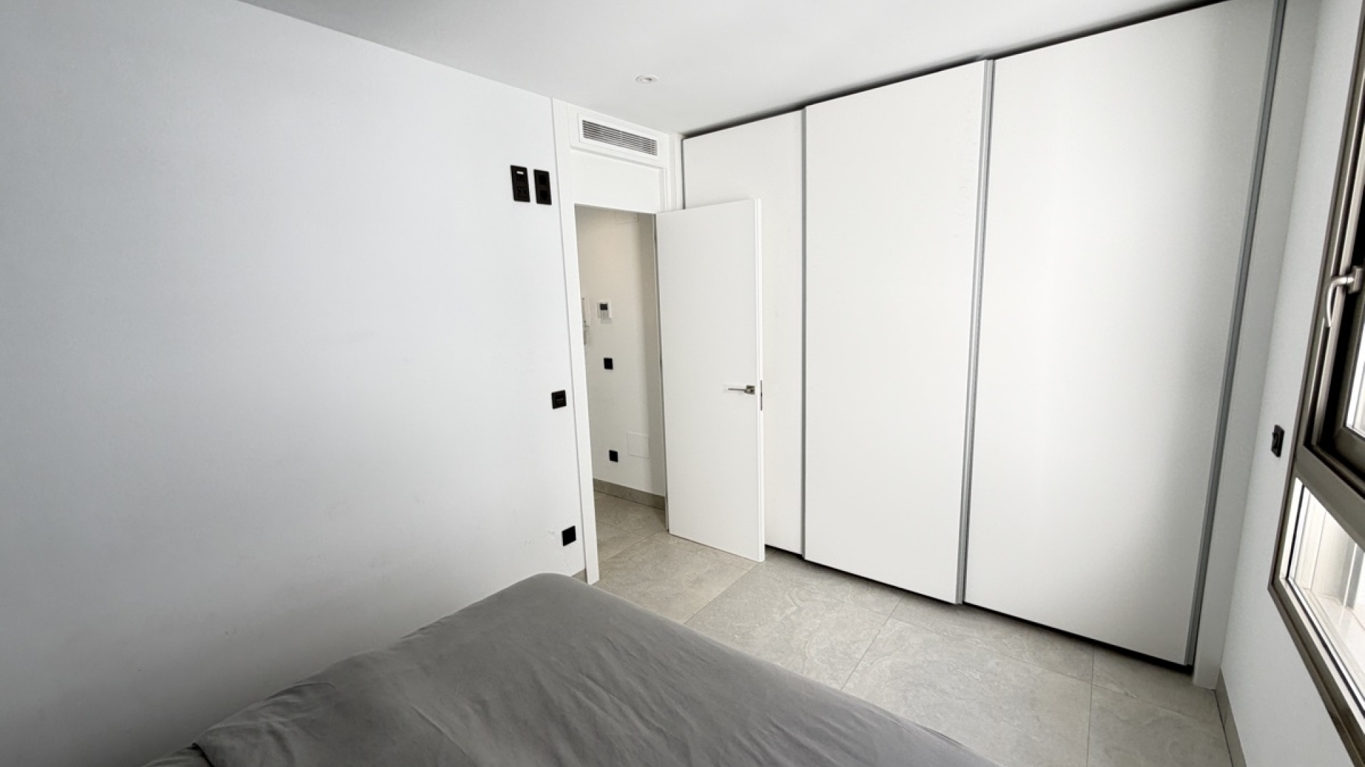 Resale - Villa - Villamartin