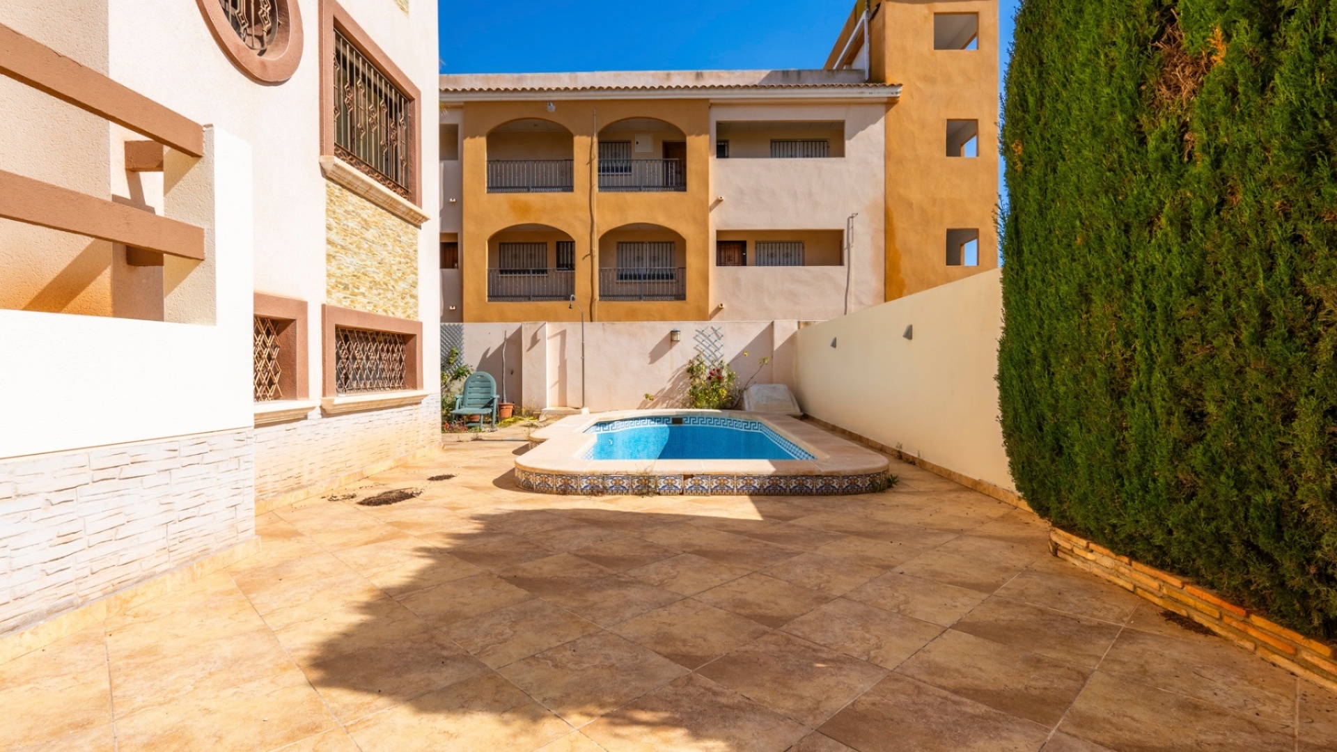 Resale - Villa - Villamartin