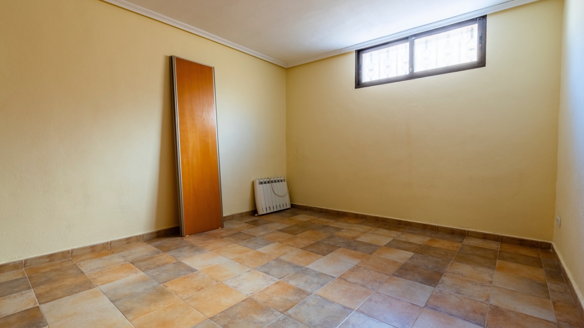 Resale - Villa - Villamartin