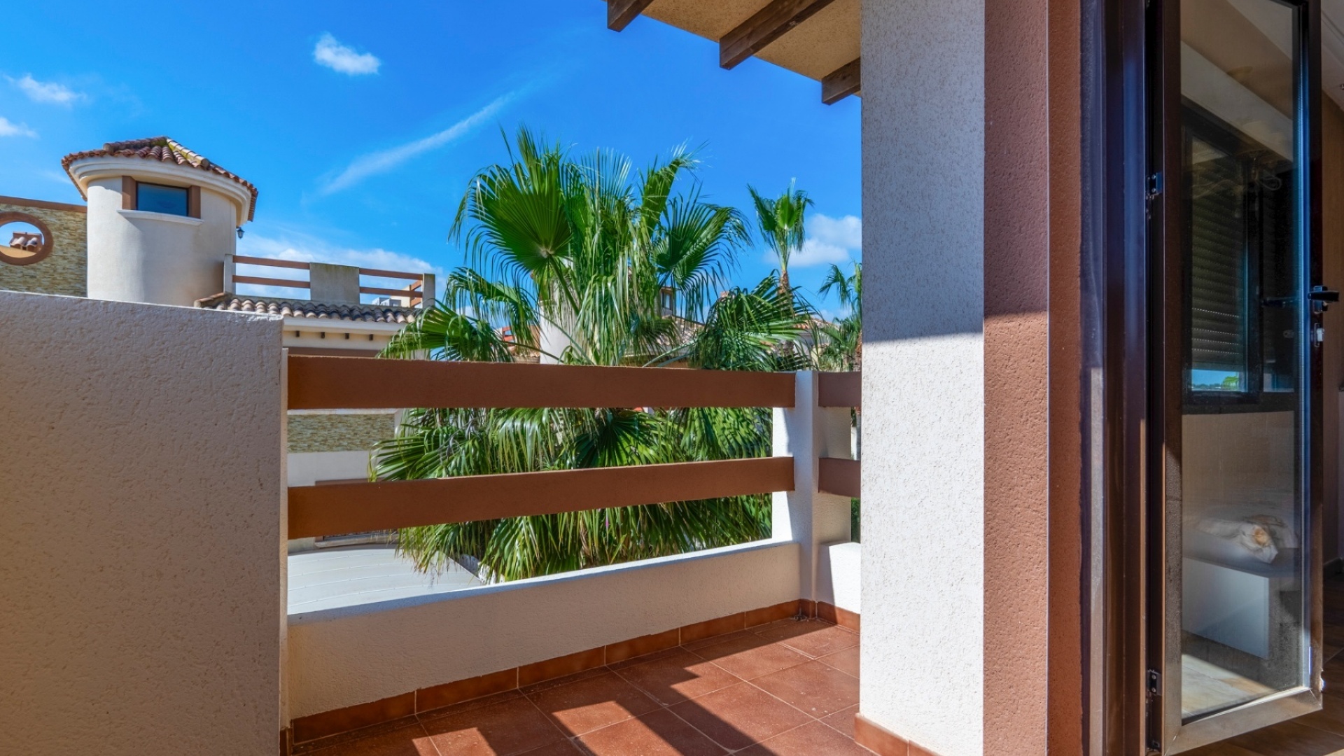 Resale - Villa - Villamartin