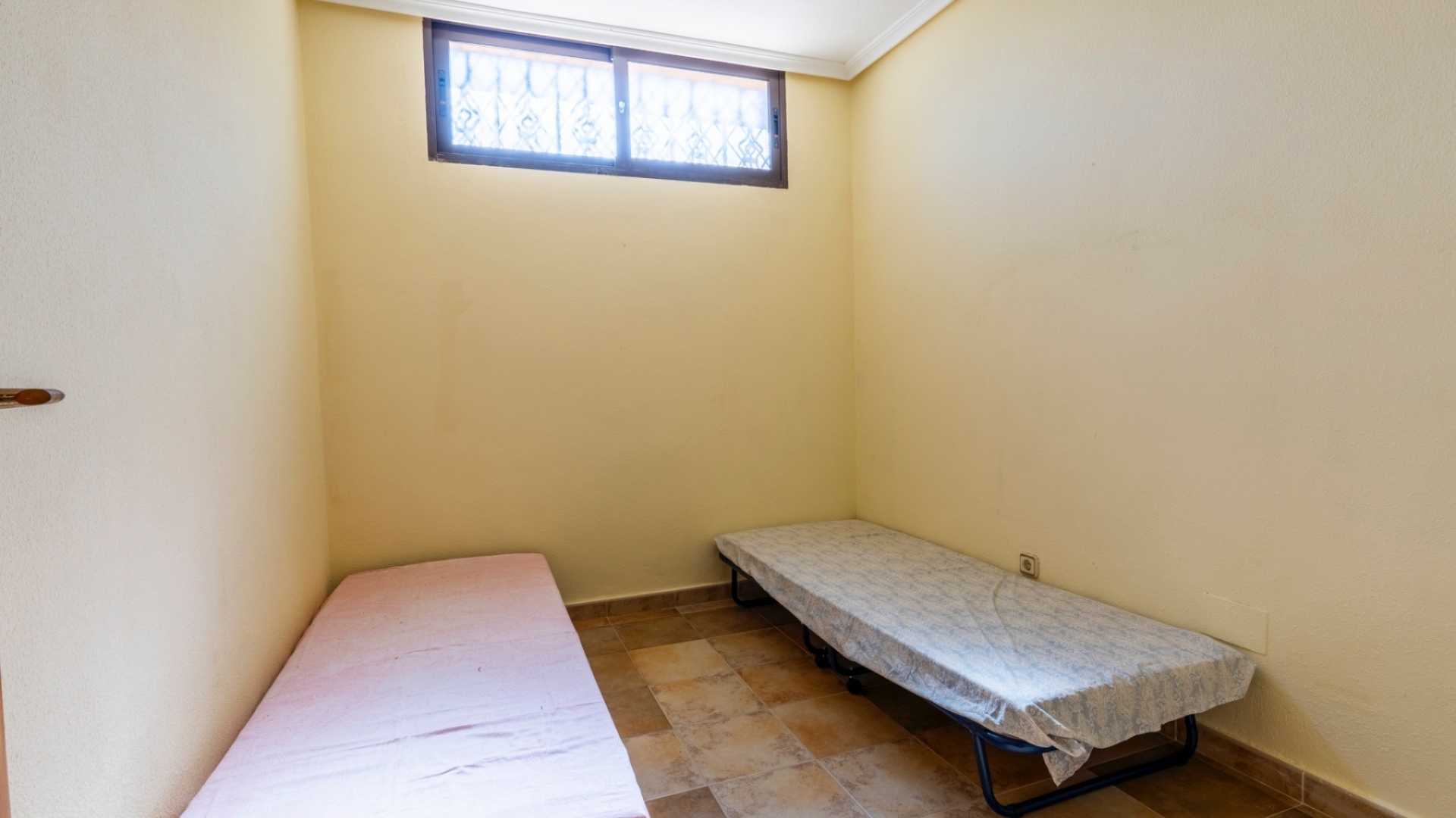 Resale - Villa - Villamartin