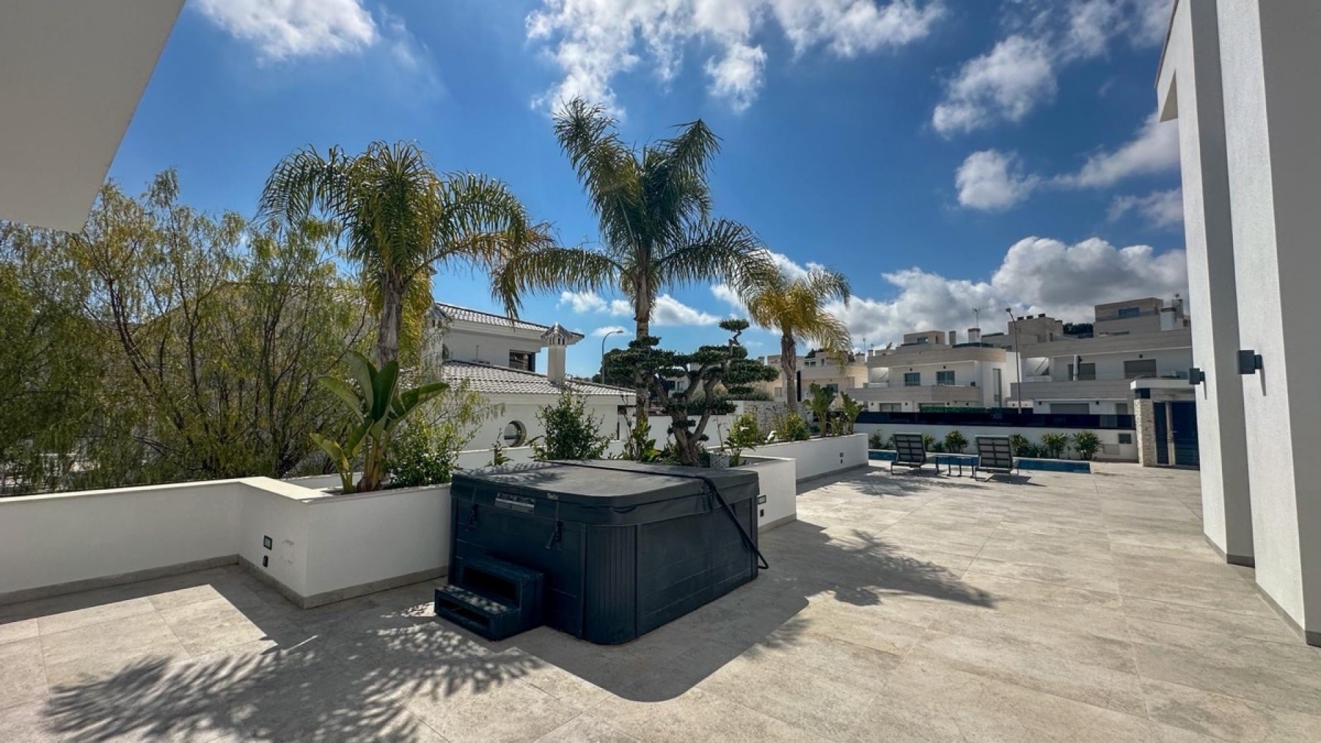 Resale - Villa - Villamartin