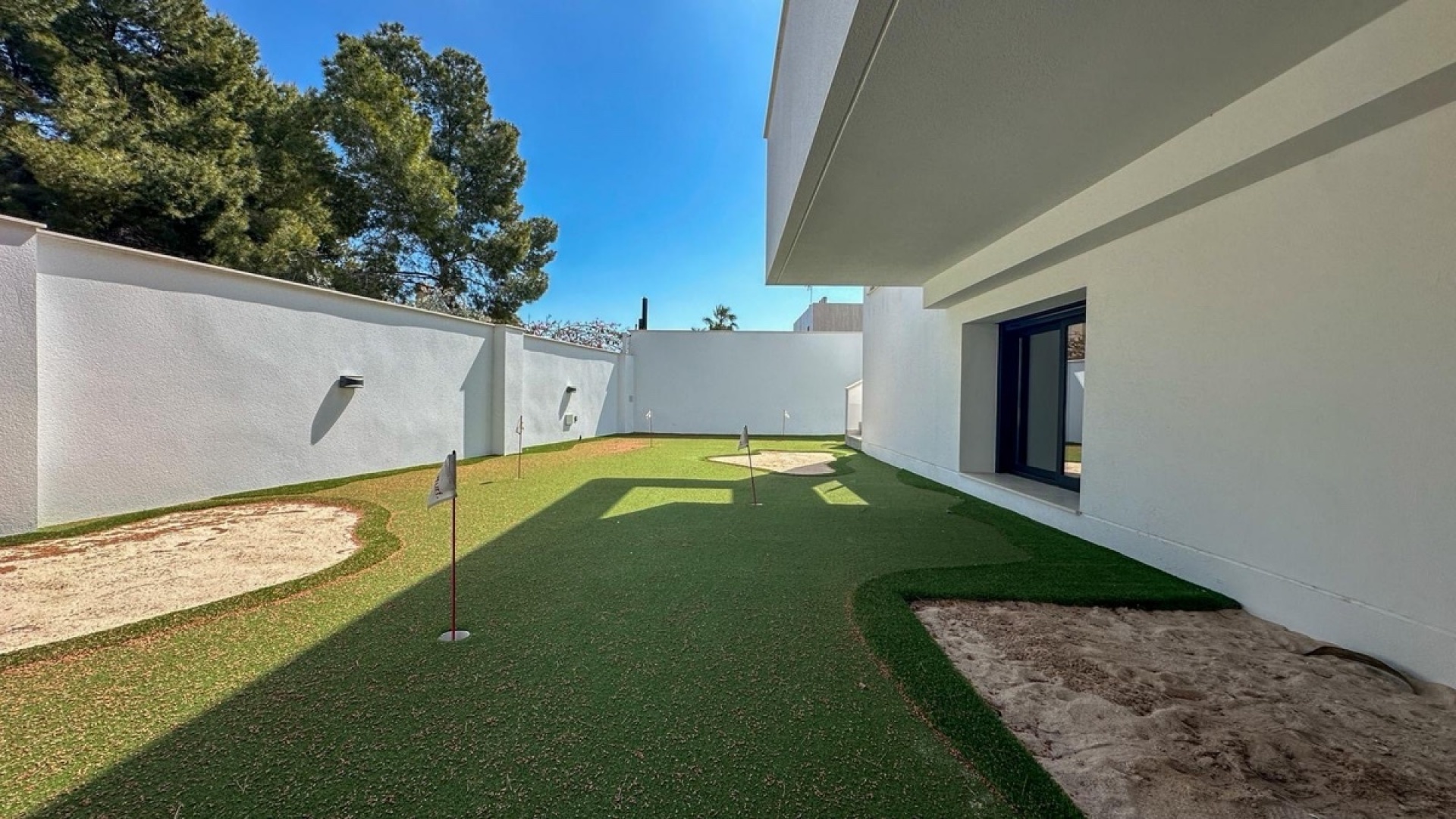 Resale - Villa - Villamartin