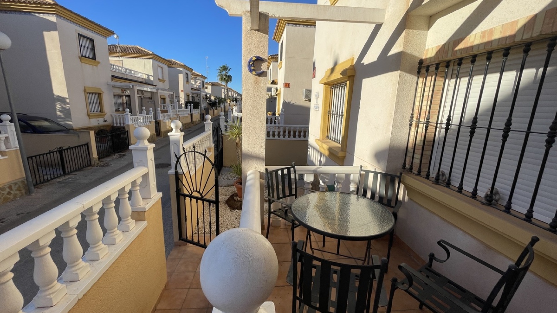 Resale - Villa - Villamartin