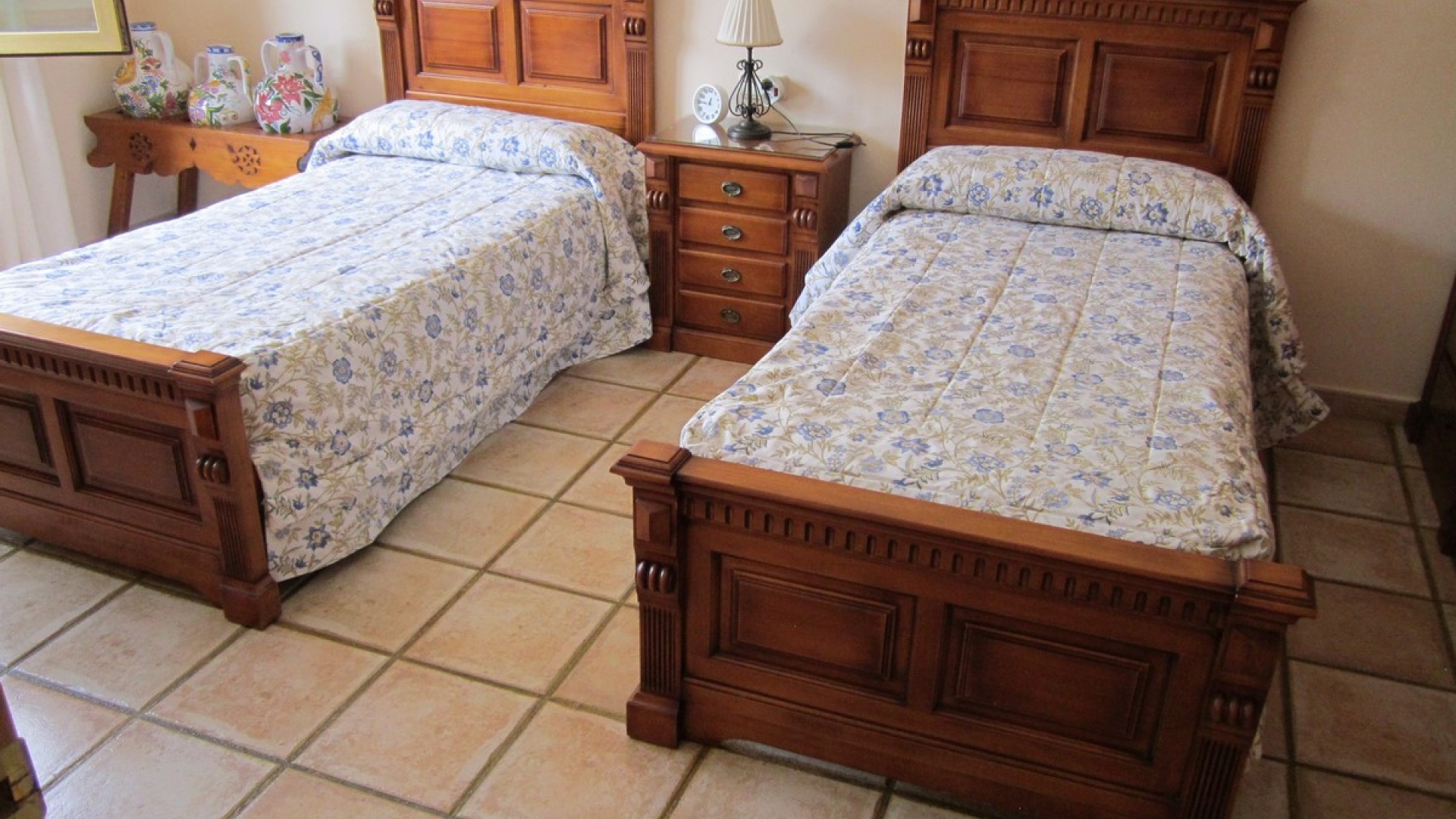 Resale - Villa - Yecla - Yecla Centro