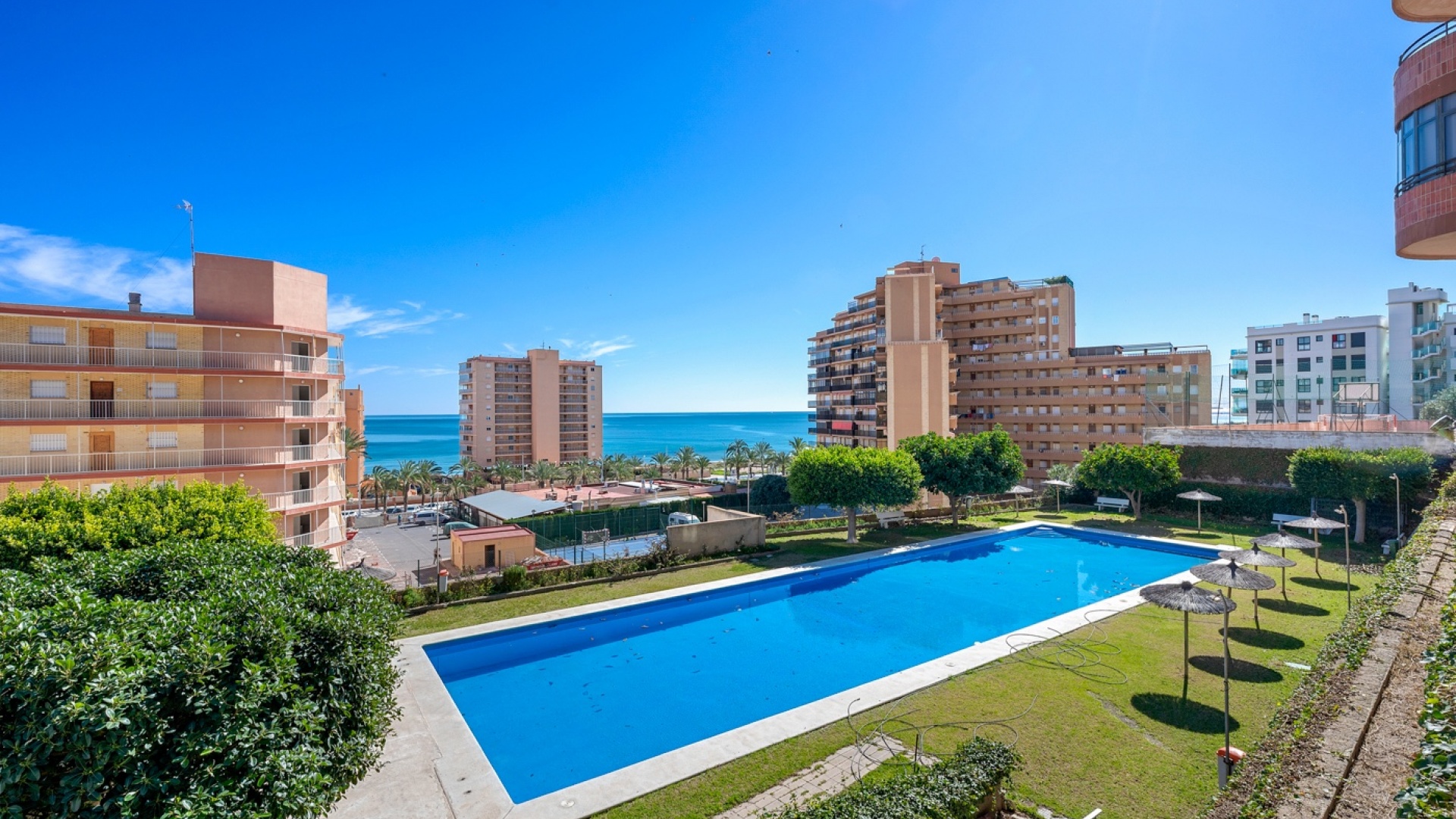Revente - Appartement - Arenales del Sol - Segunda linea playa