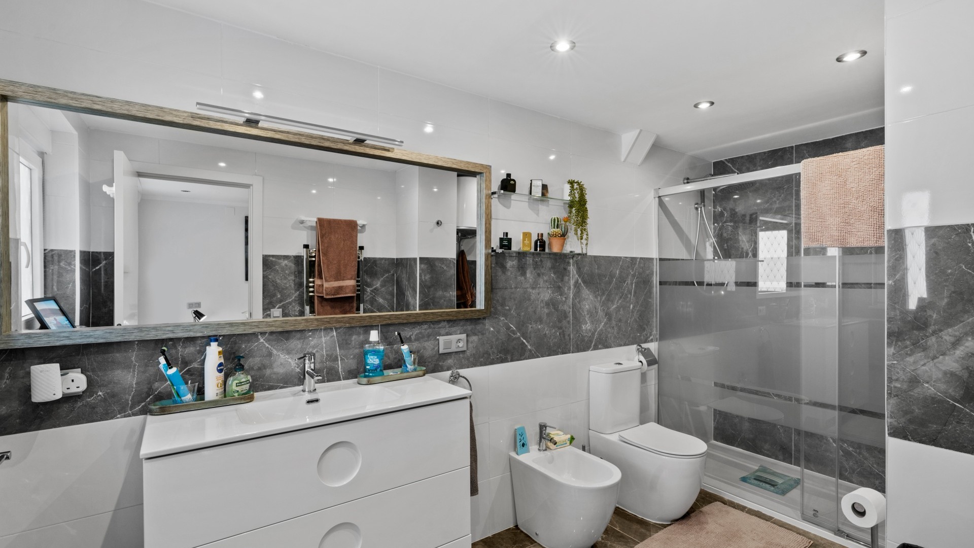 Revente - Appartement - Benidorm - Poniente Beach