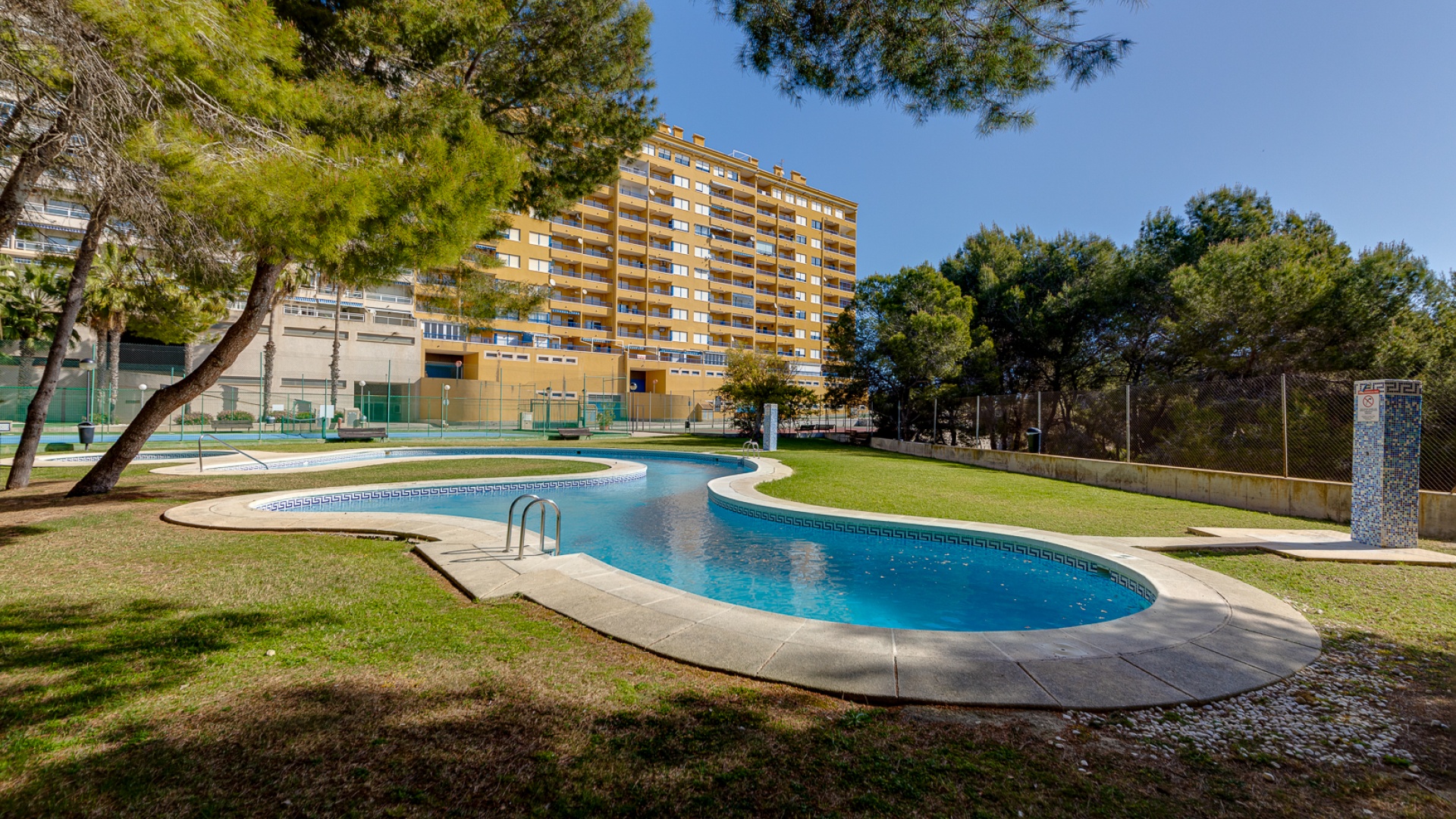Revente - Appartement - Campoamor - dehesa de campoamor