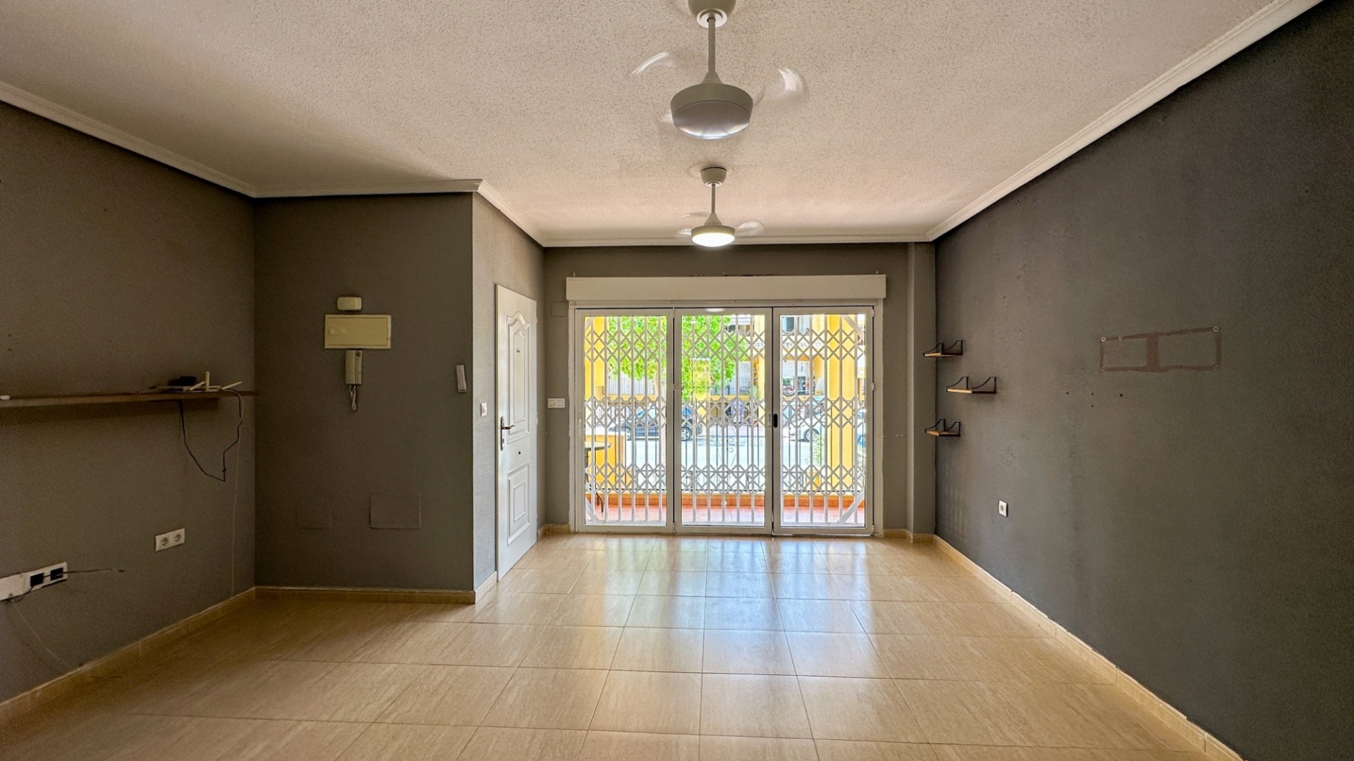 Revente - Appartement - Daya Nueva