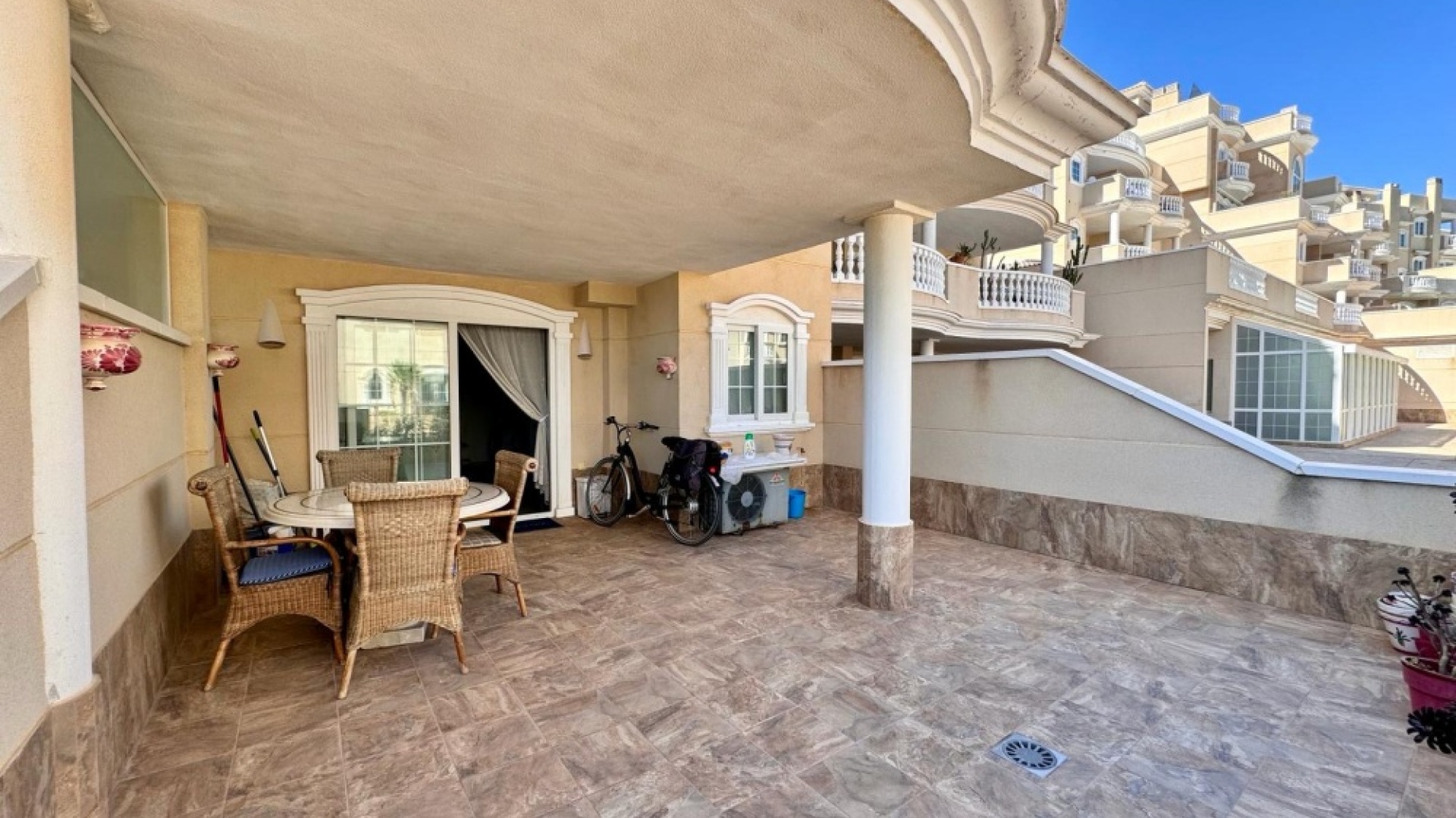 Revente - Appartement - Guardamar del Segura - balcon al mar