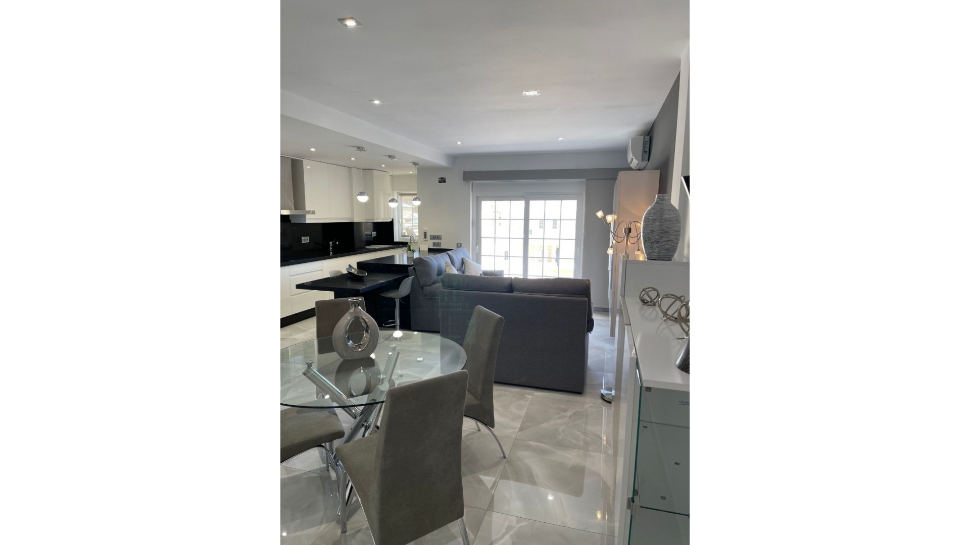 Revente - Appartement - Guardamar del Segura - beachside