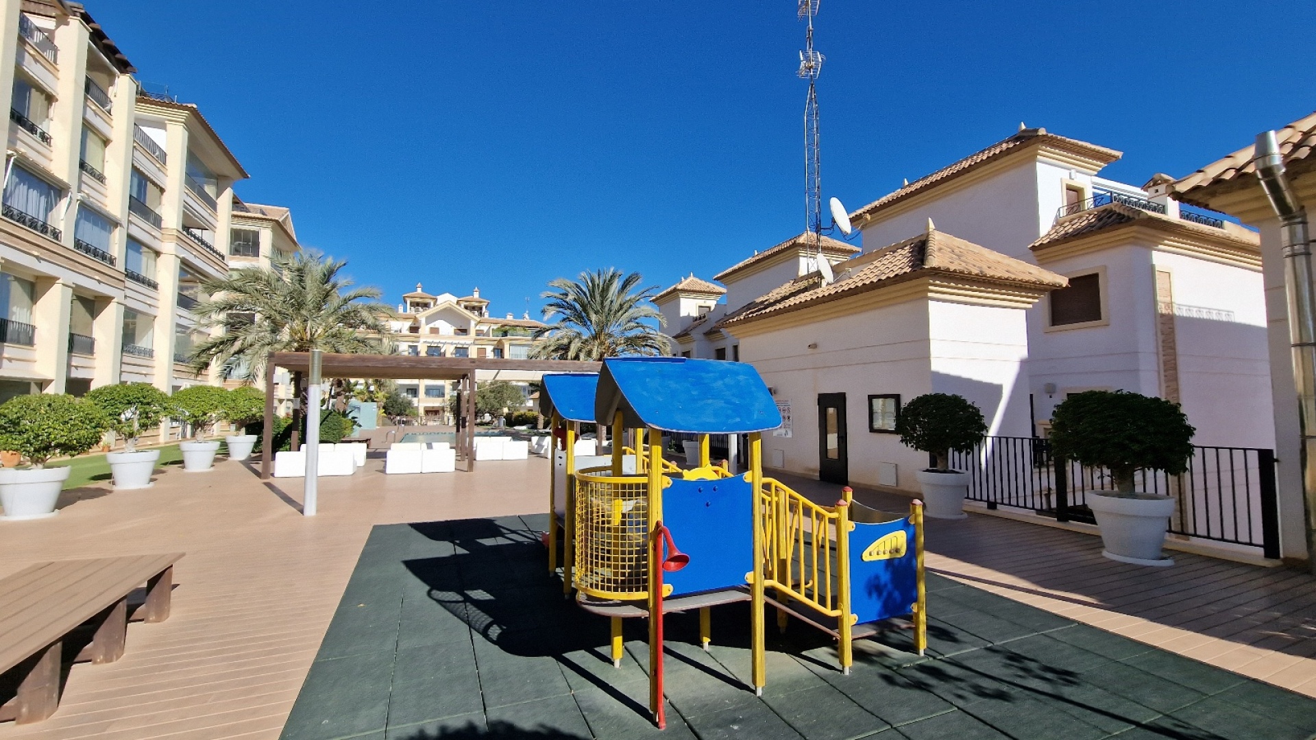 Revente - Appartement - Guardamar del Segura - Marjal Beach