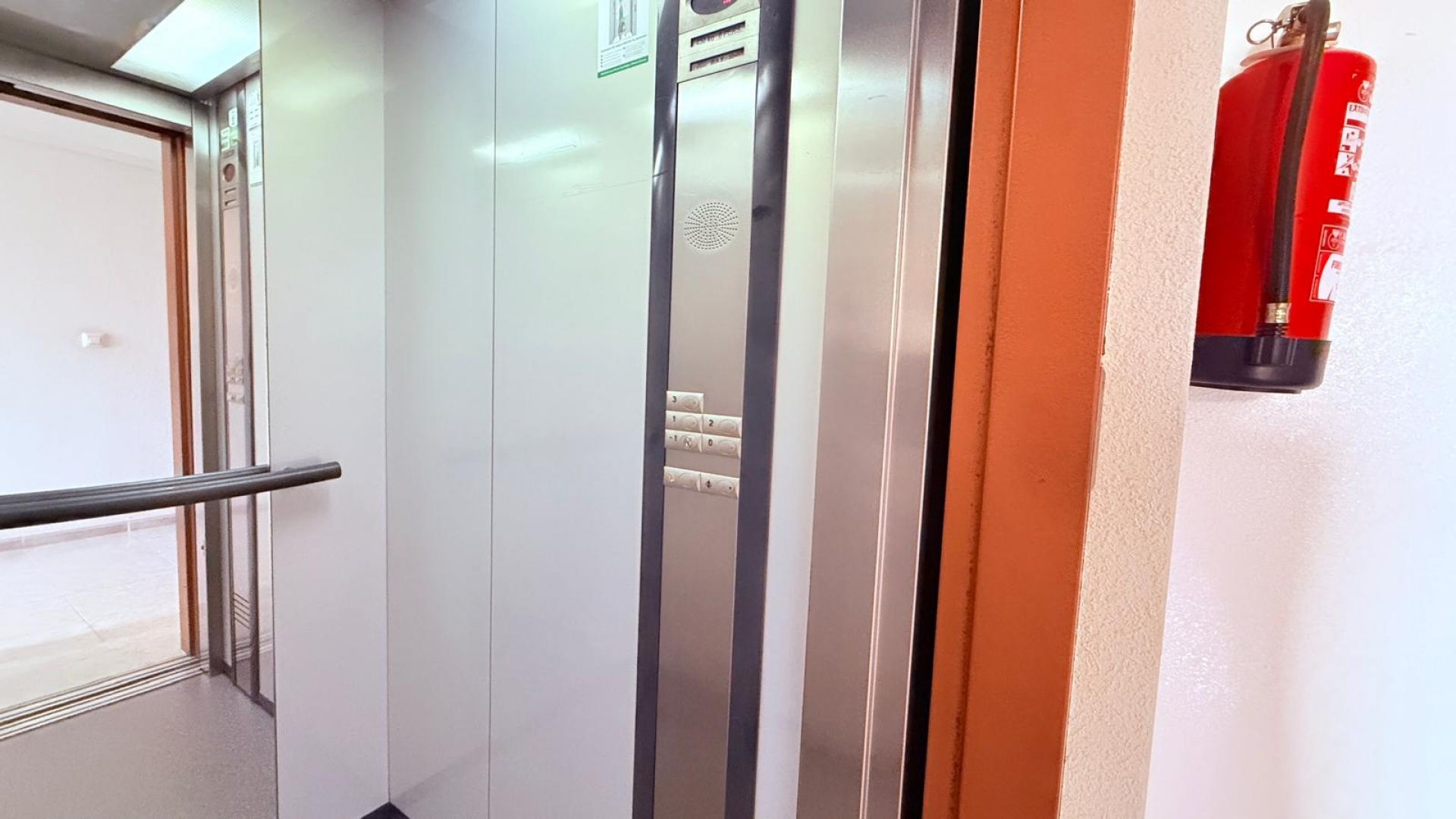 Revente - Appartement - Playa Flamenca - la mirada