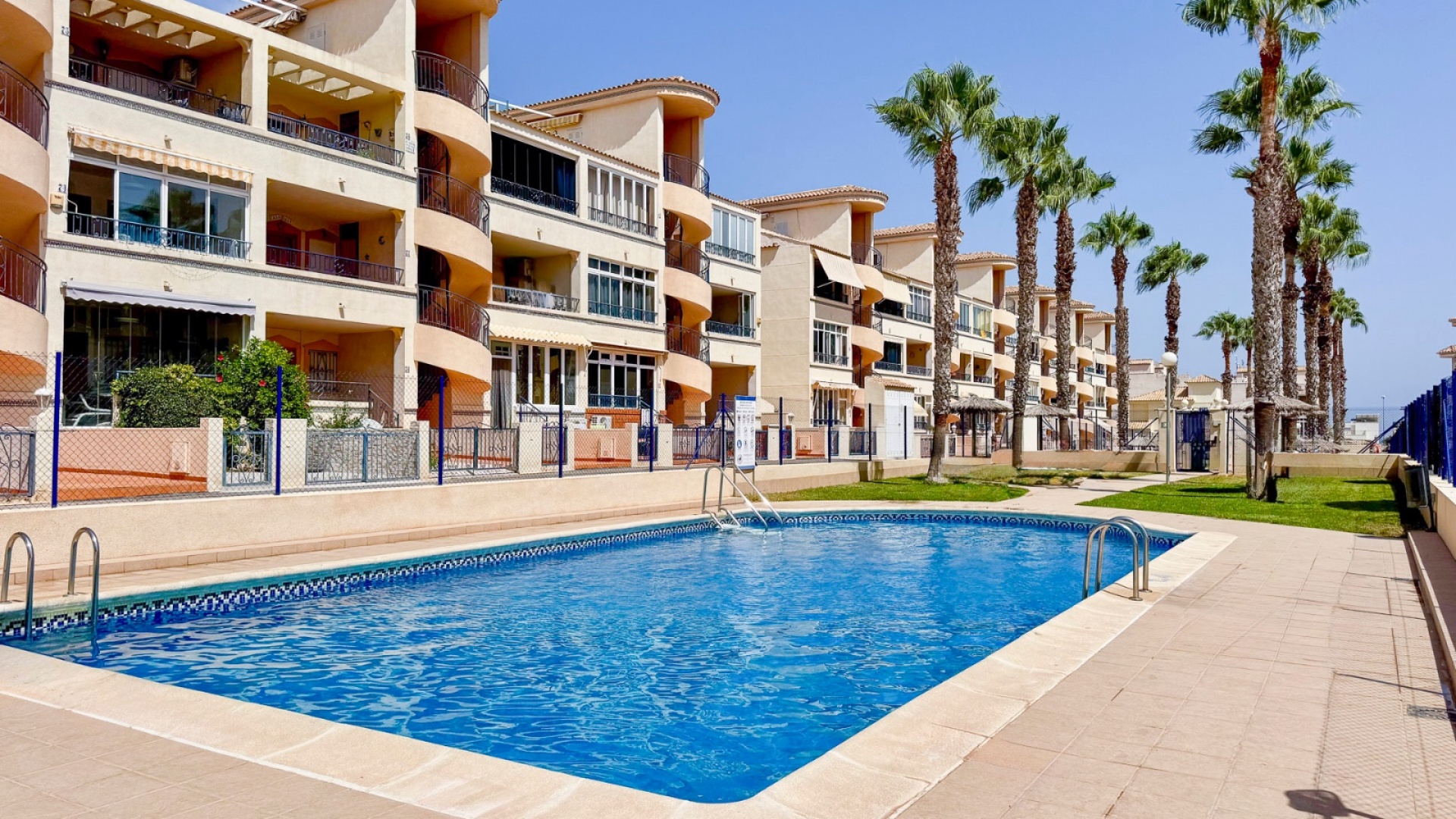 Revente - Appartement - Punta Prima - La Cinuelica