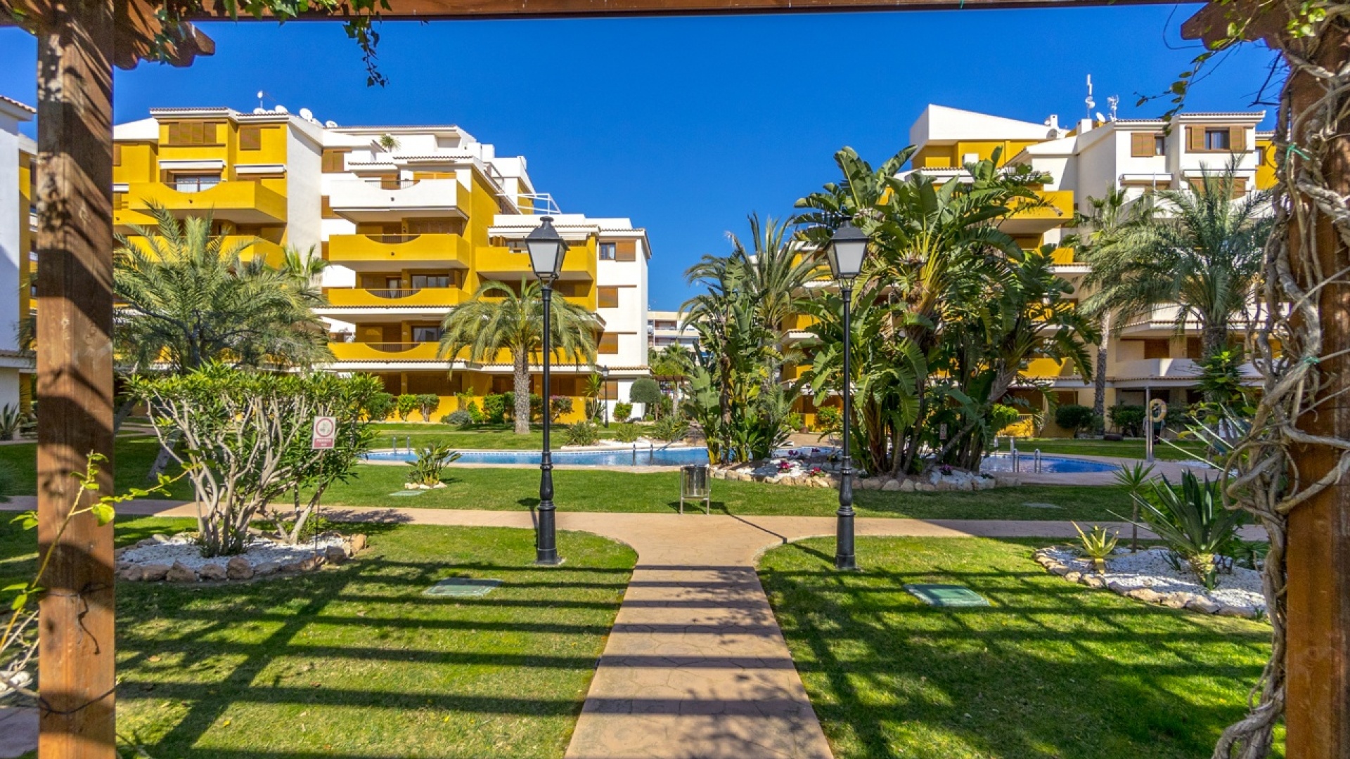Revente - Appartement - Punta Prima - la entrada