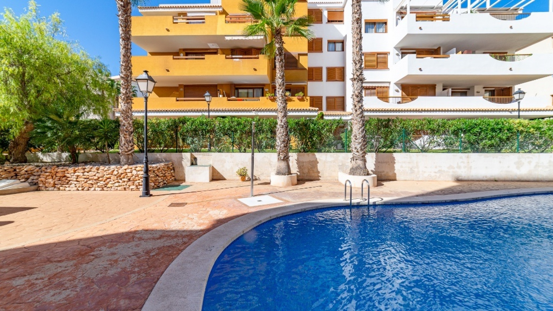 Revente - Appartement - Punta Prima - la entrada