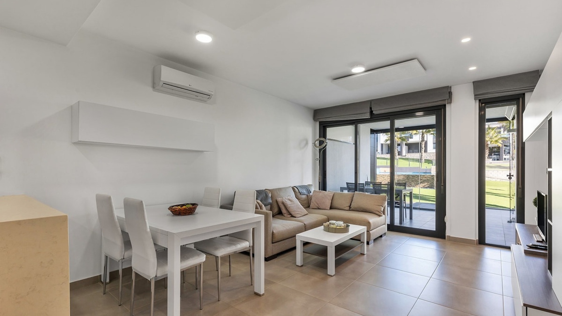 Revente - Appartement - Punta Prima