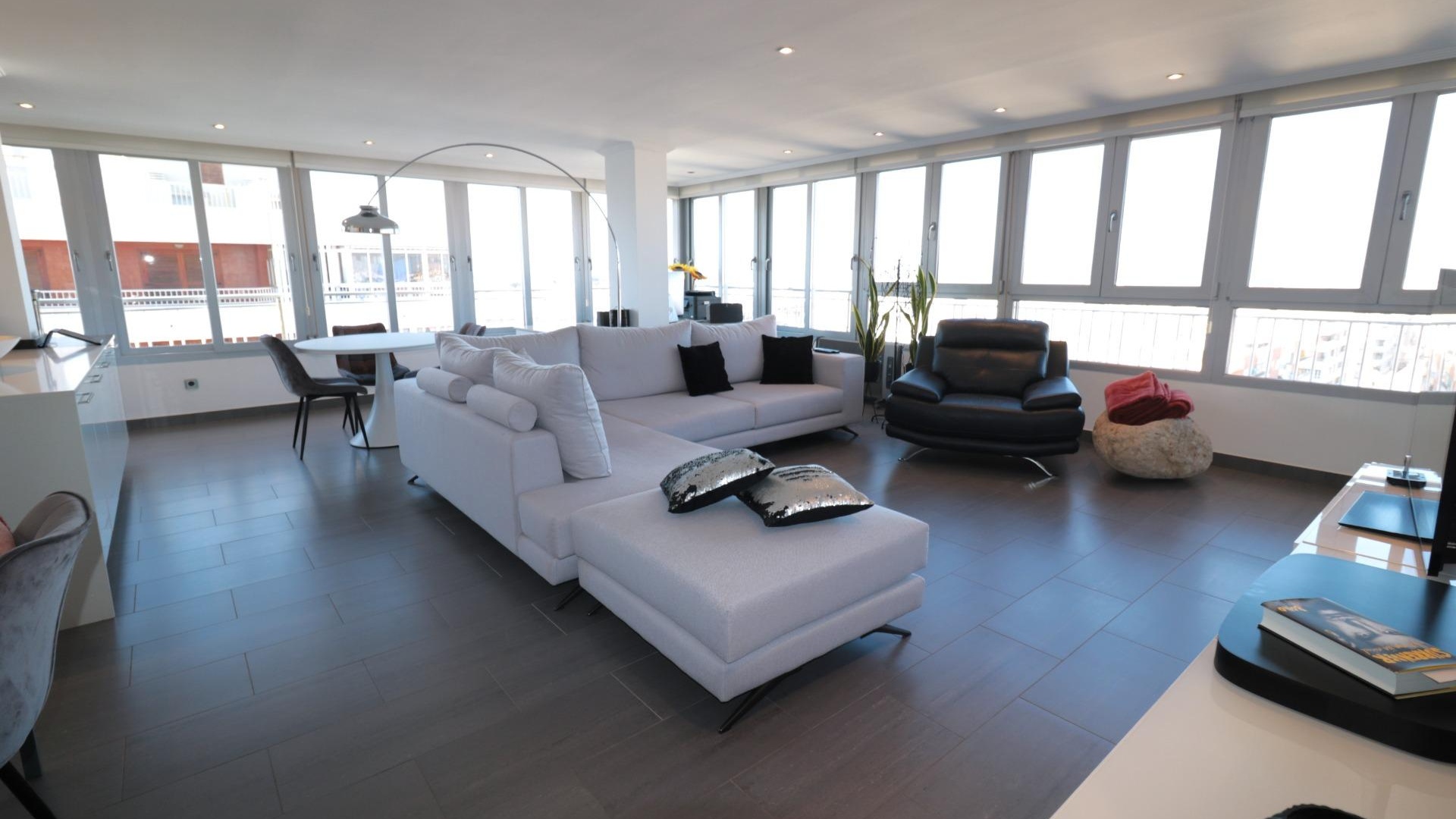 Revente - Appartement - Torrevieja - 1st line to the sea