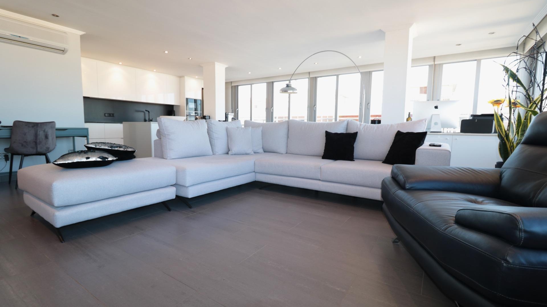 Revente - Appartement - Torrevieja - 1st line to the sea