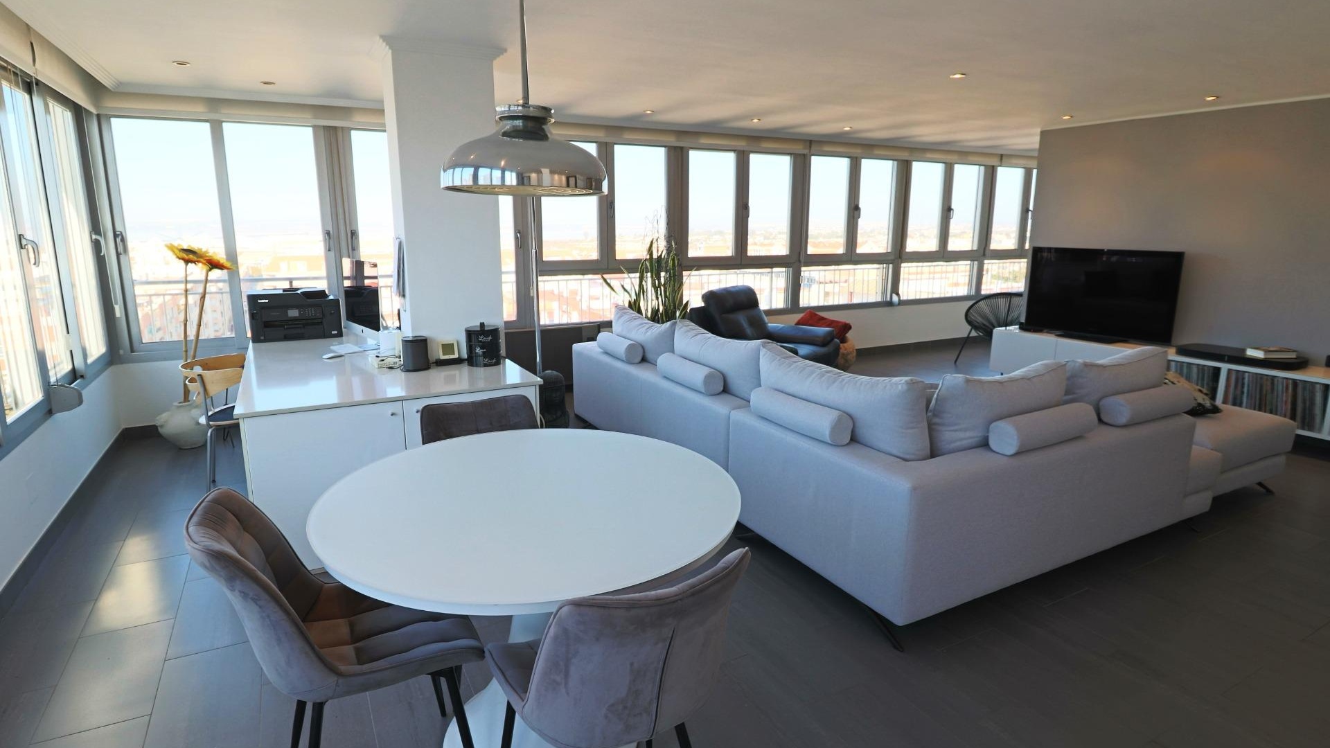 Revente - Appartement - Torrevieja - 1st line to the sea