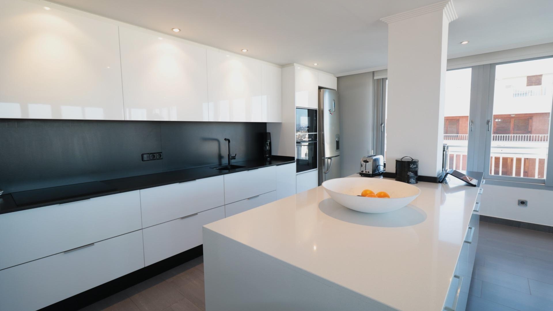 Revente - Appartement - Torrevieja - 1st line to the sea