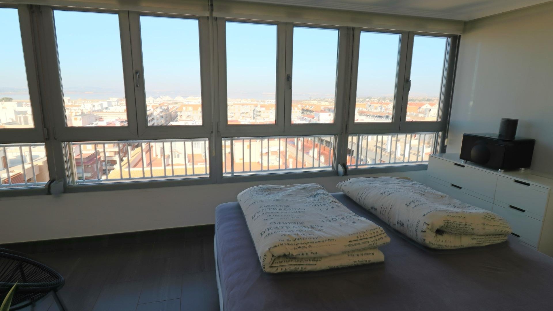 Revente - Appartement - Torrevieja - 1st line to the sea