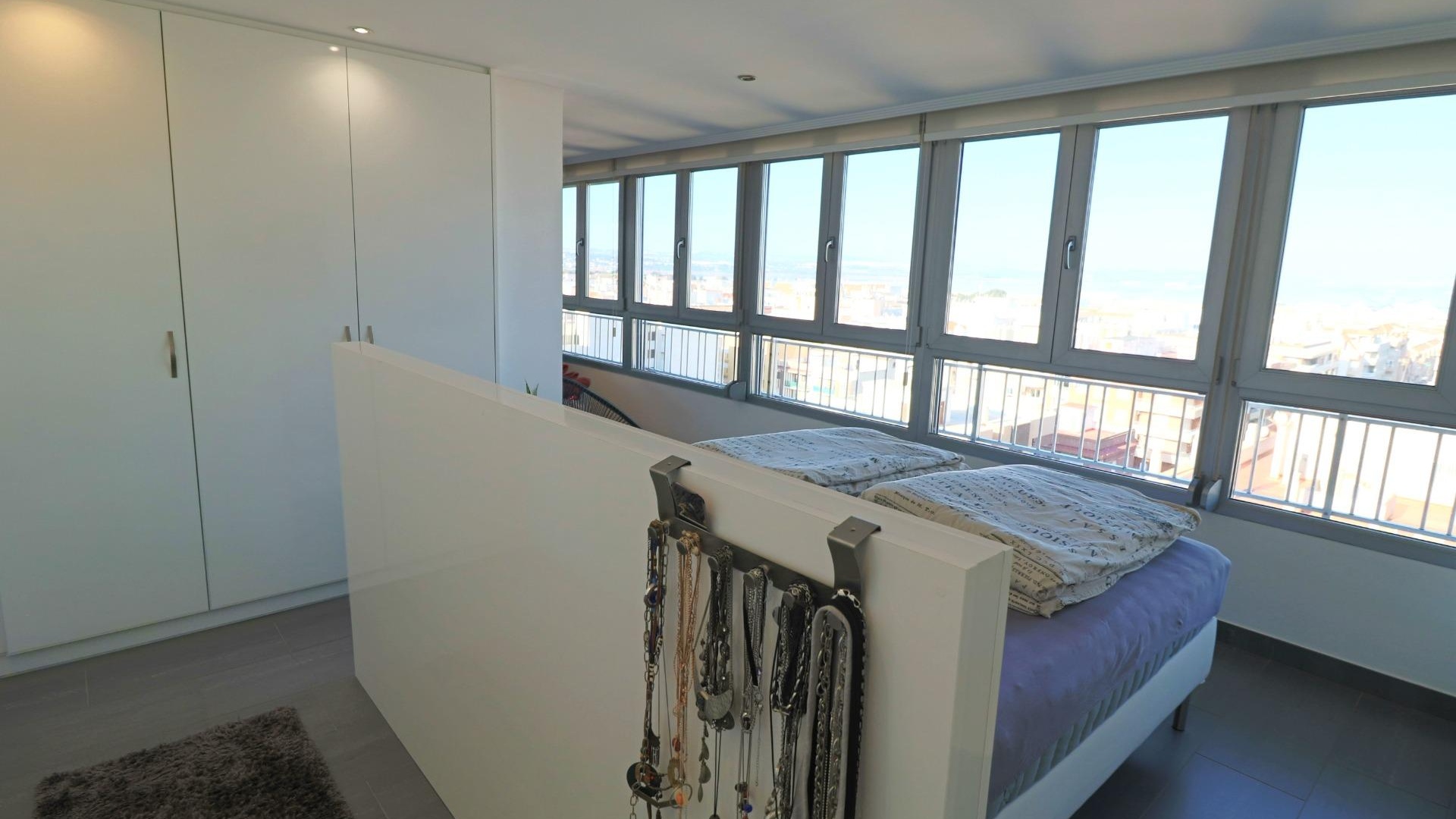 Revente - Appartement - Torrevieja - 1st line to the sea