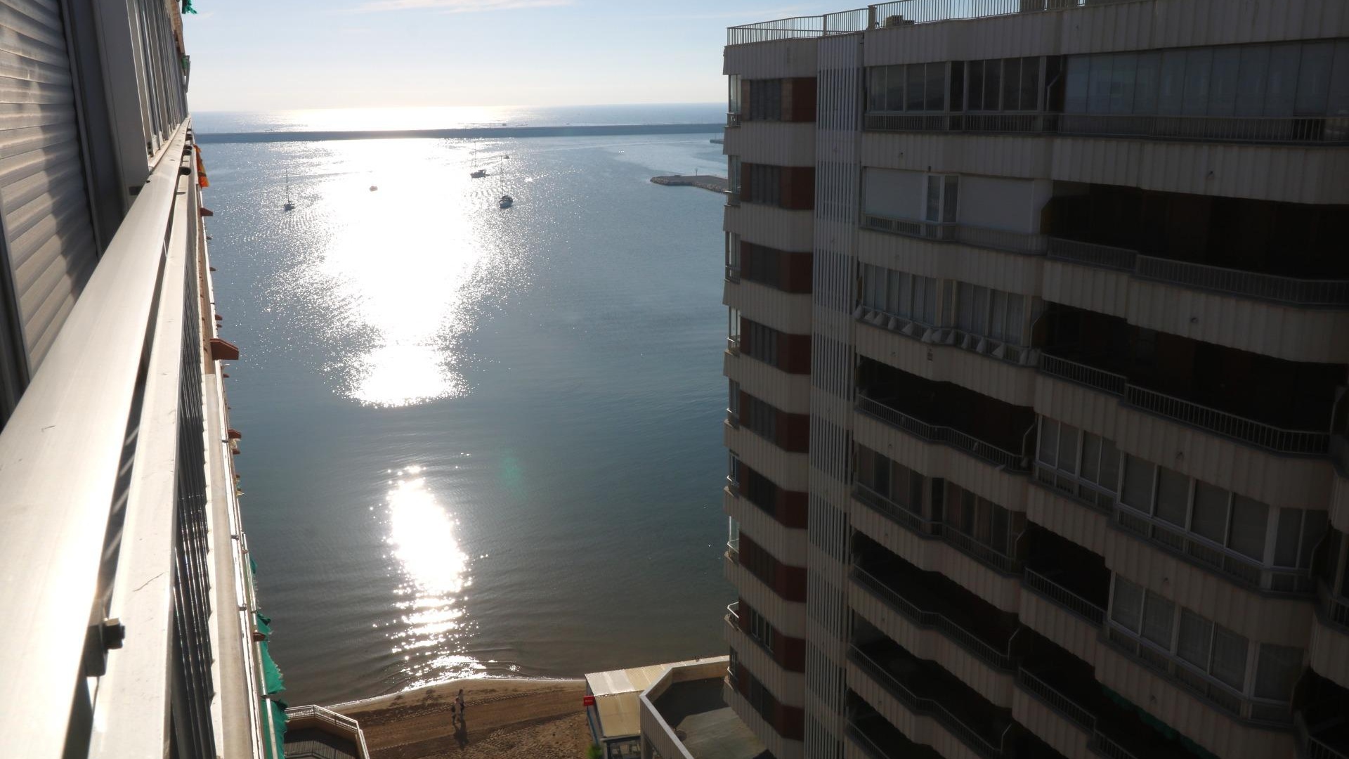 Revente - Appartement - Torrevieja - 1st line to the sea