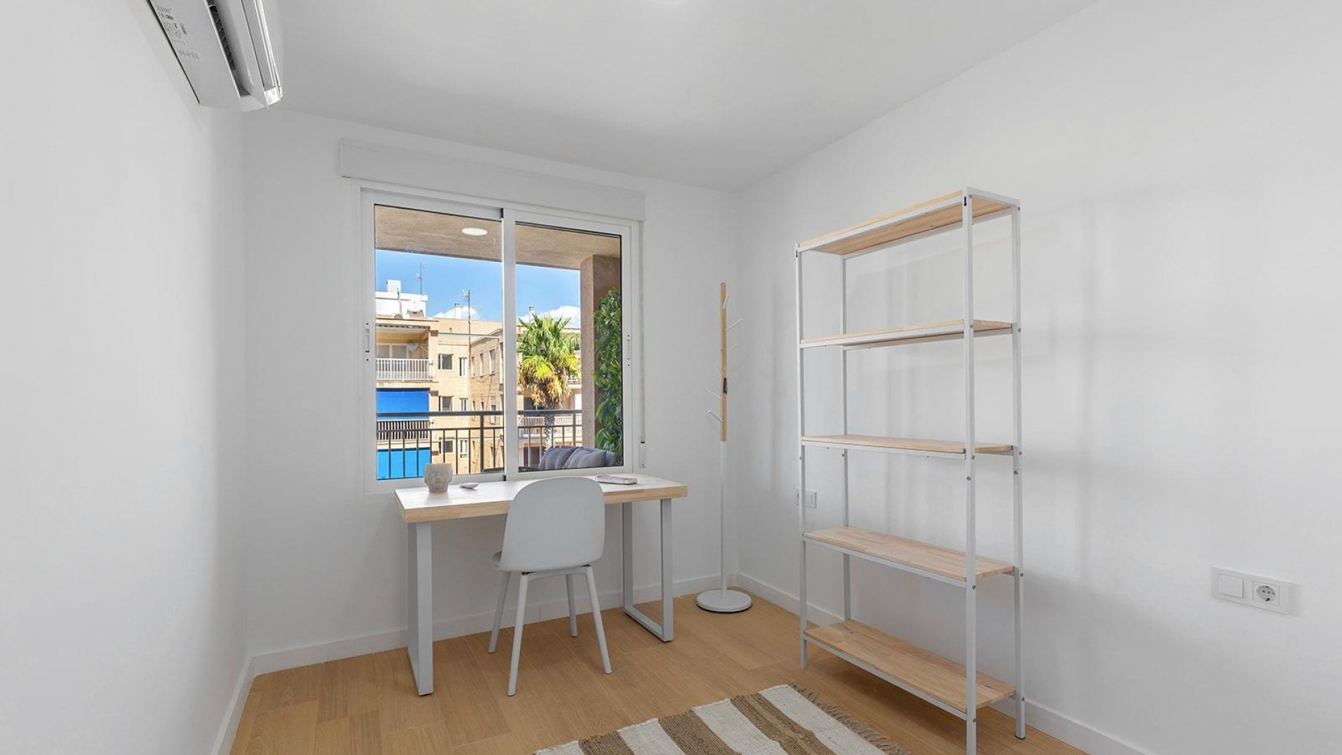 Revente - Appartement - Torrevieja - 1st line to the sea